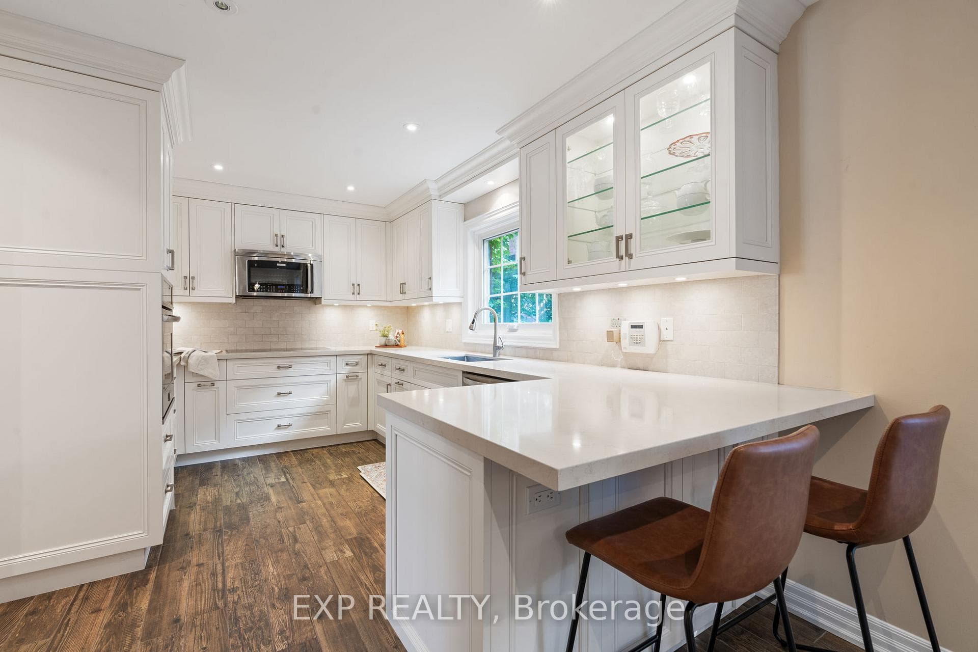 Renovated Kitchen w/ Granite Countertops