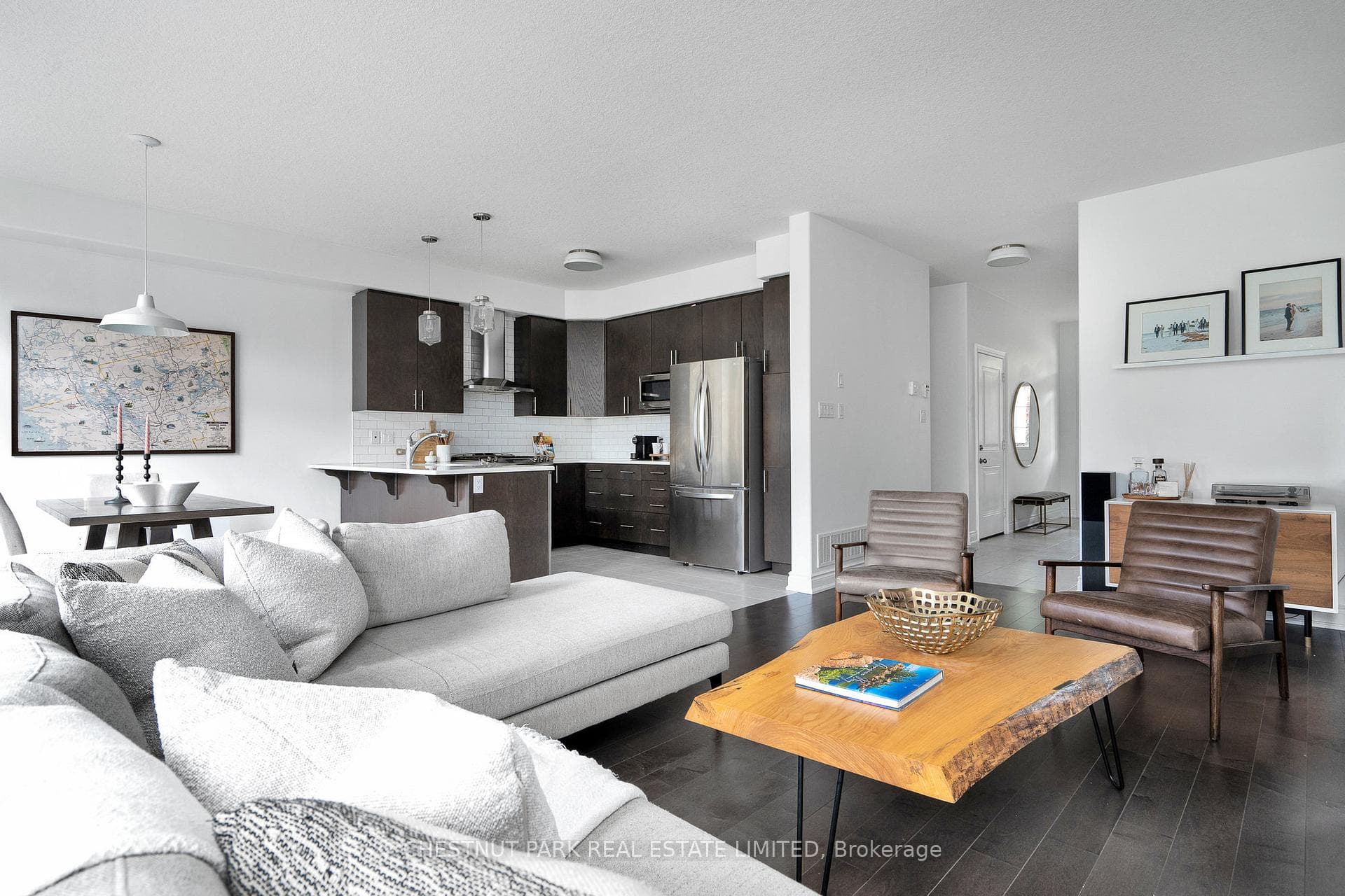 101 Garbutt Crescent photo 8