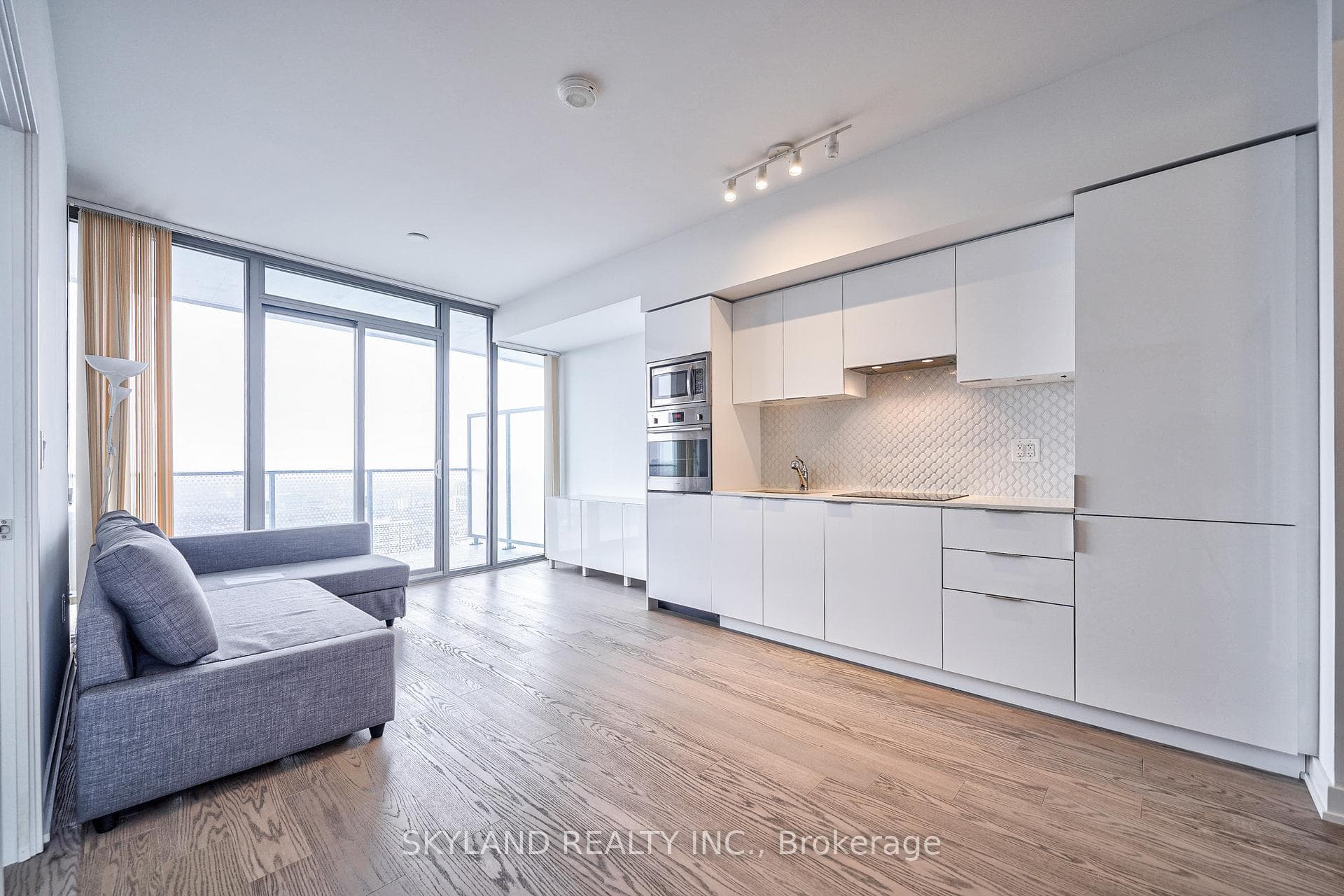 11 Wellesley Street Unit 5201 photo 11