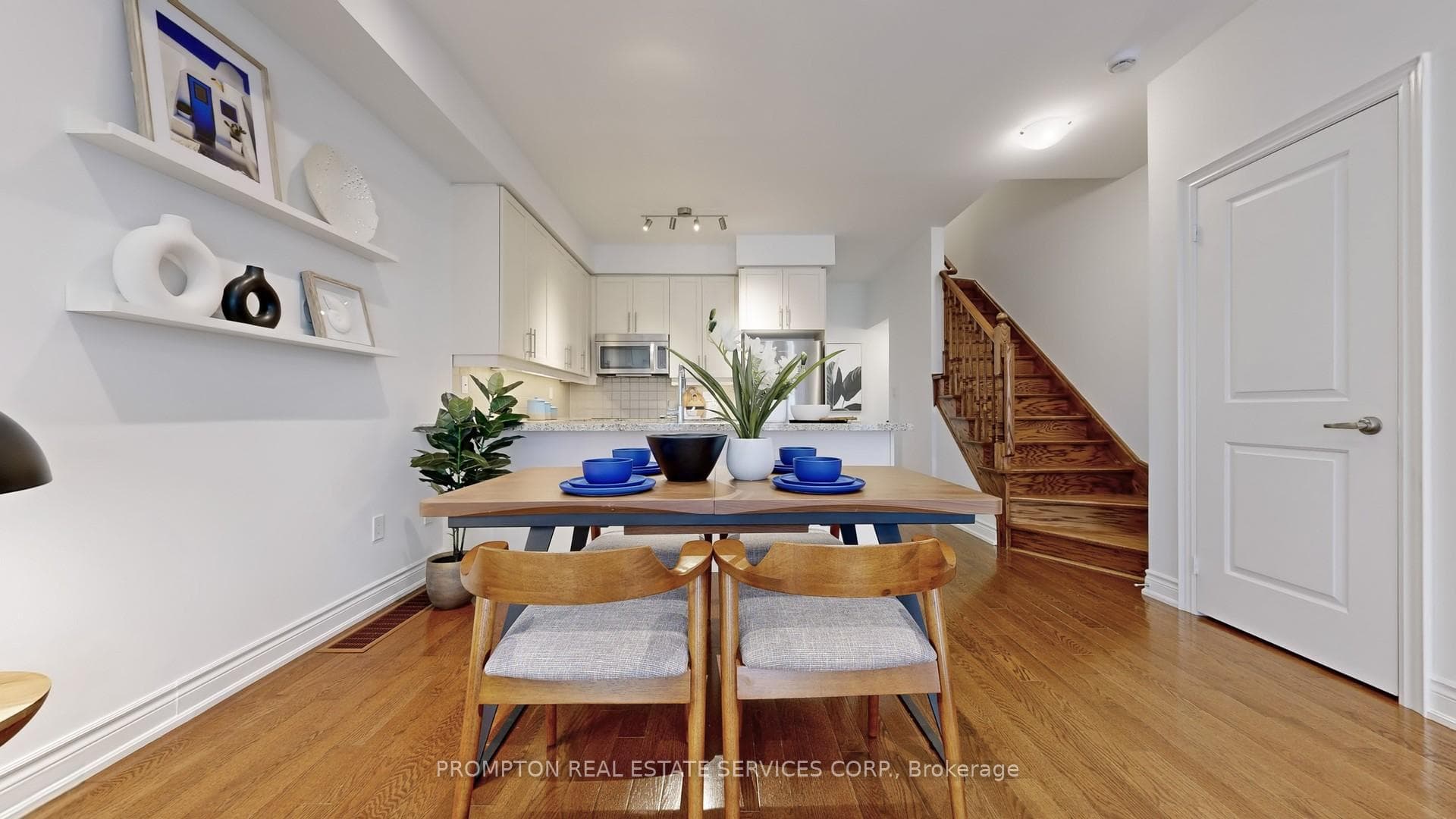 30 Hargrave Lane Unit 5 photo 8