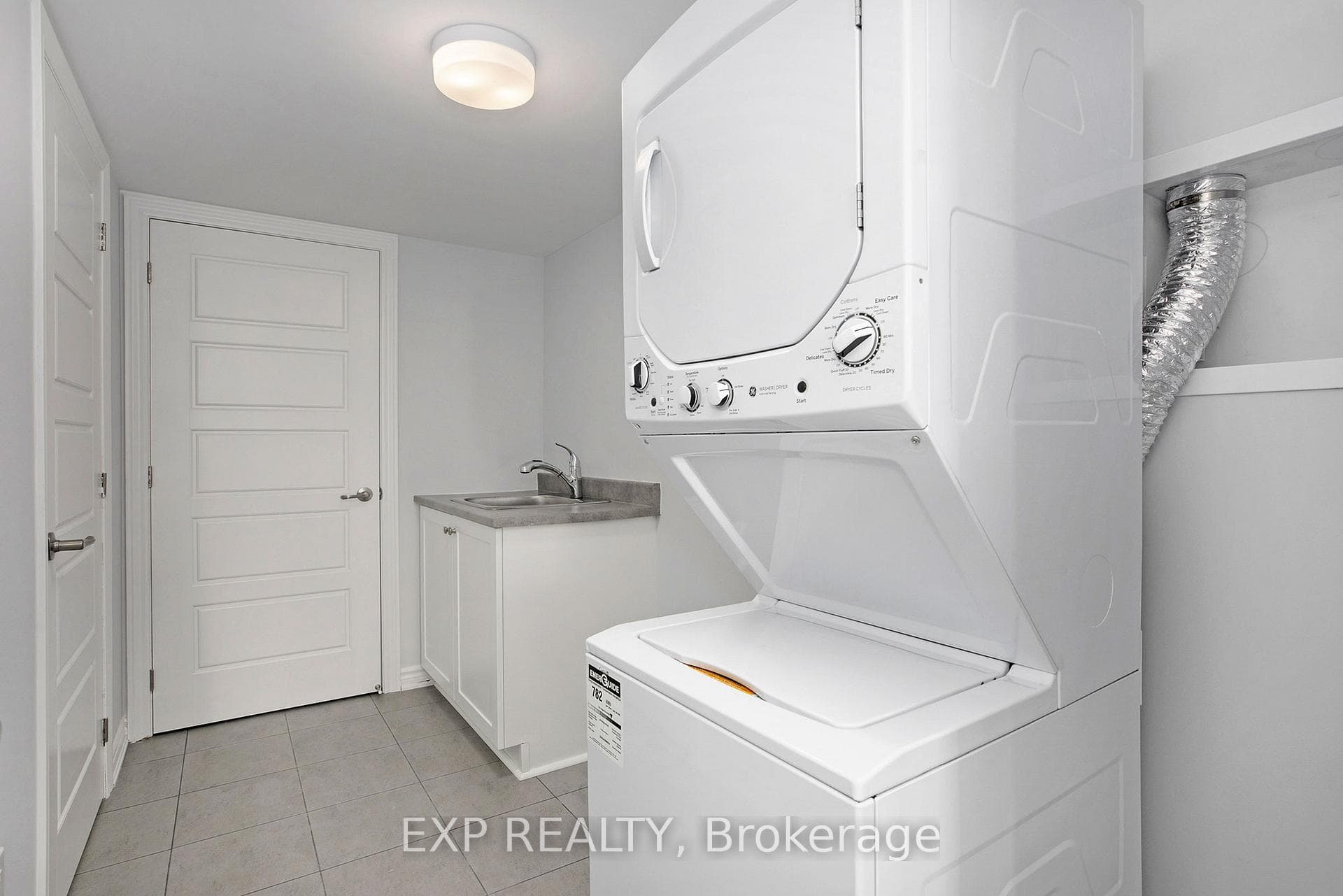96 BALLINORA Way photo 21