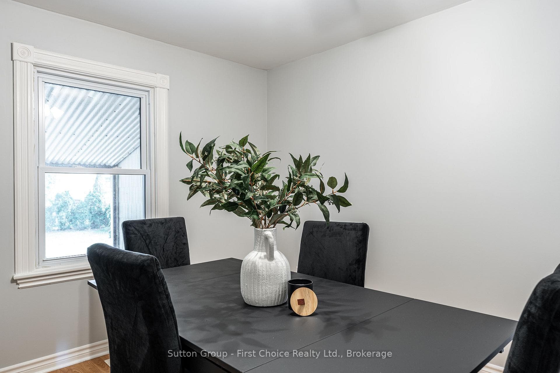 97 Brydges Street photo 11