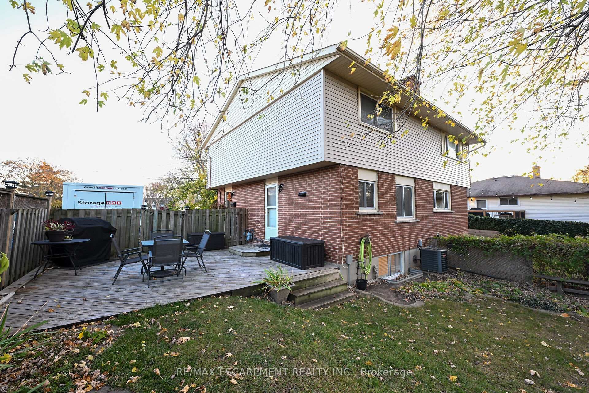 11 Westlake Lane photo 30