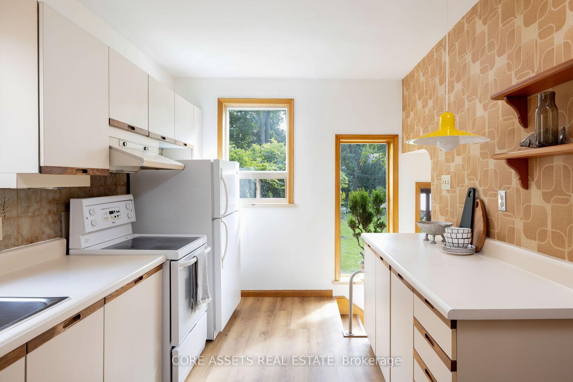 9 Lyndale Drive photo 6