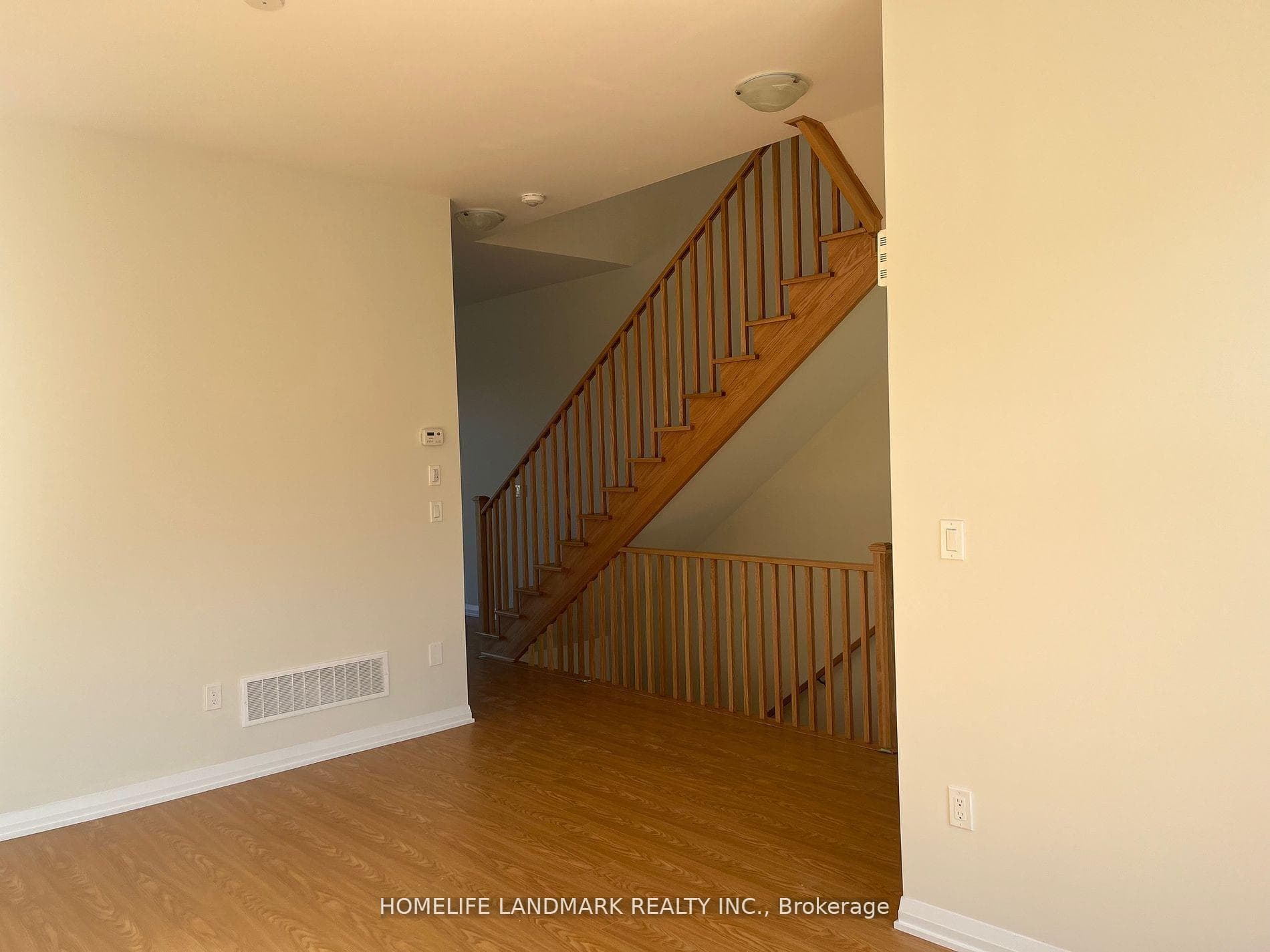 29 Millman Lane photo 5