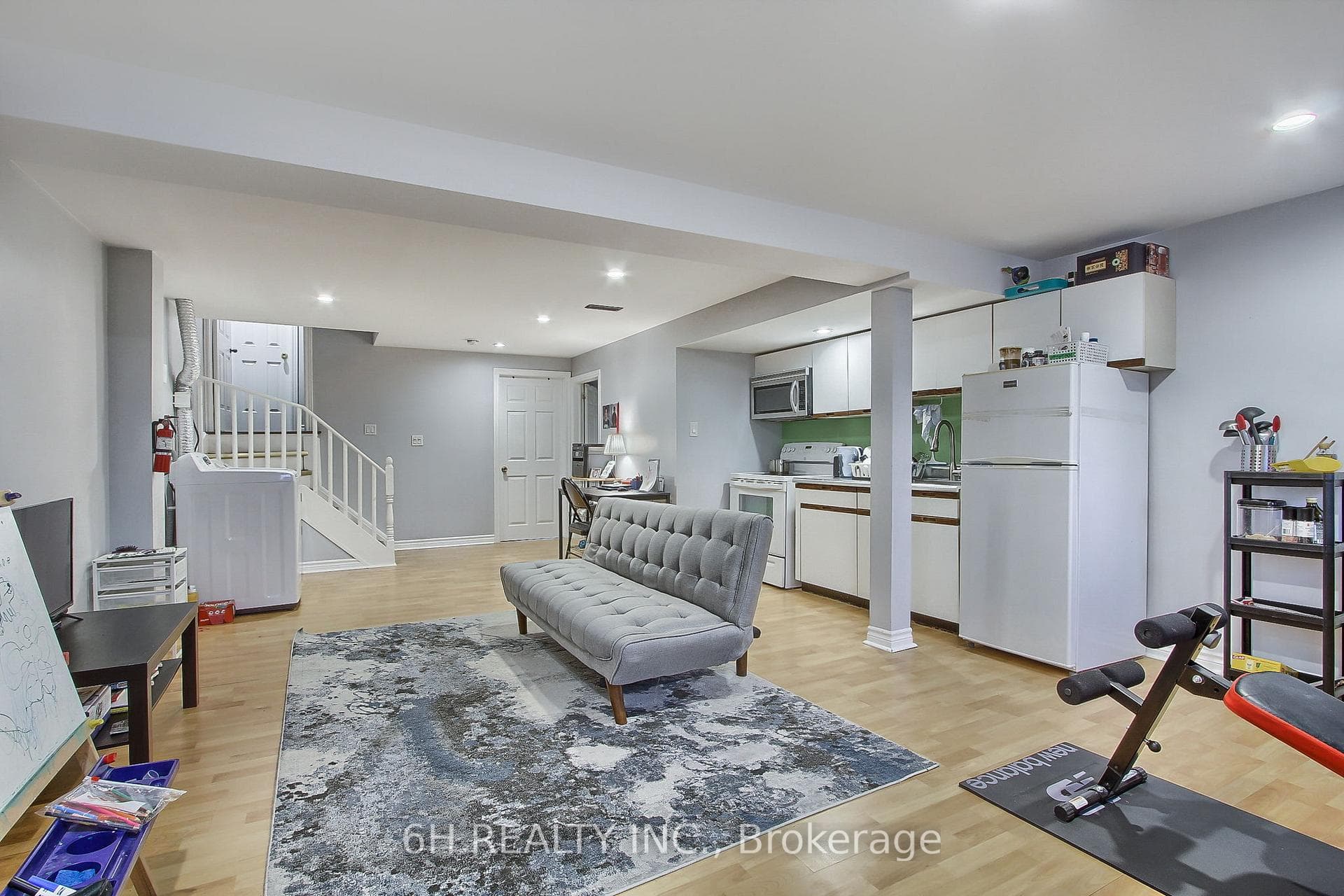 7318 Aldercrest Drive photo 36