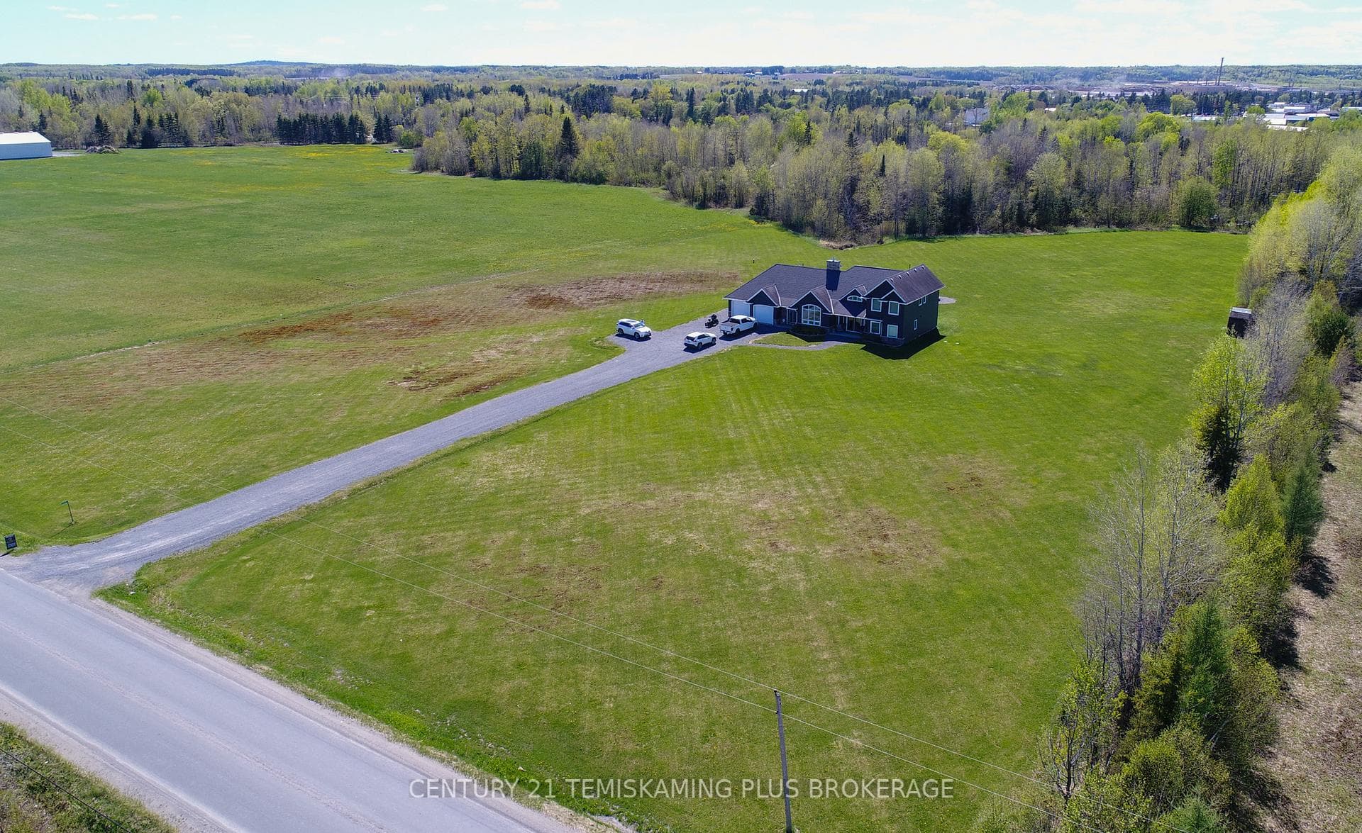 414305 Bryans Road photo 3