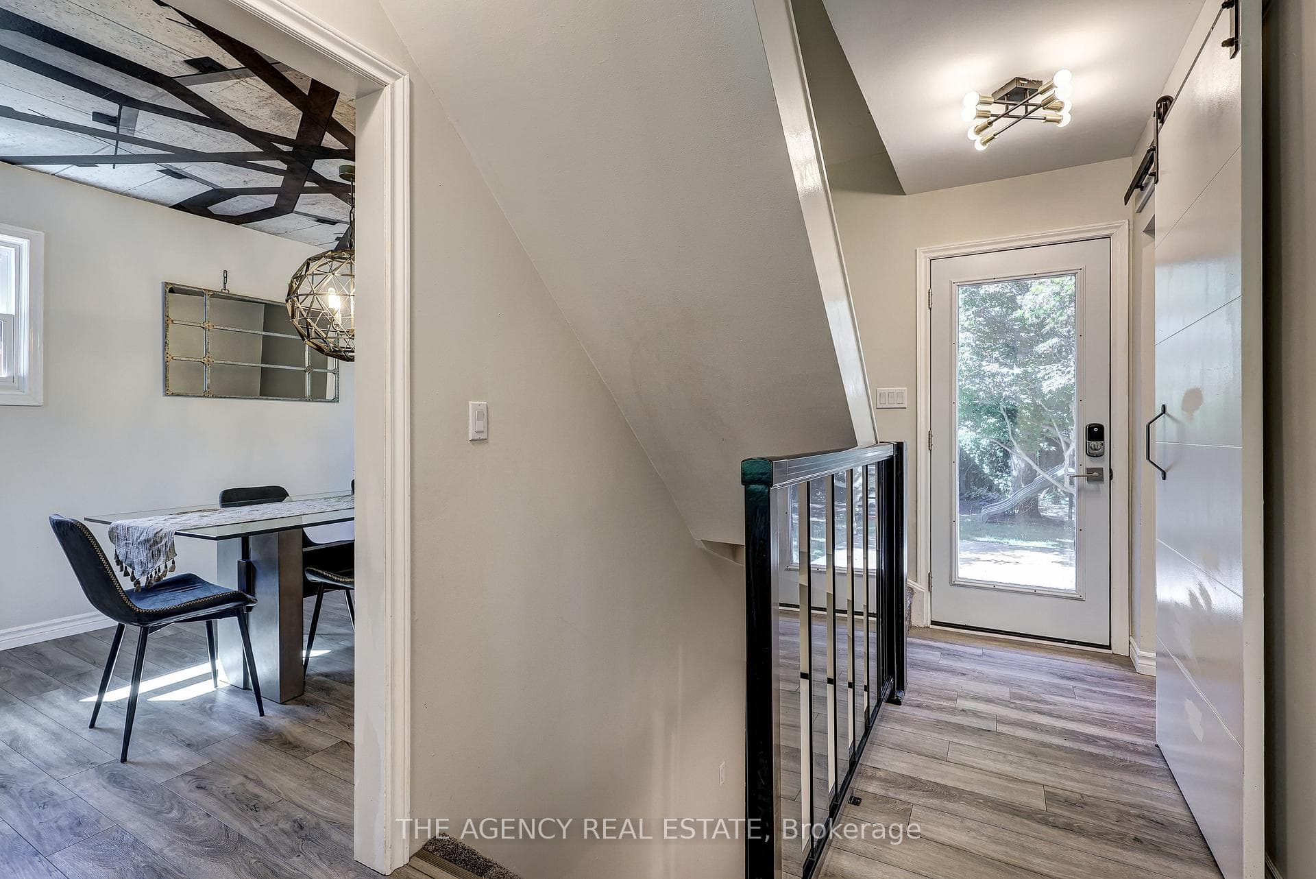 205 Rhine Avenue photo 20