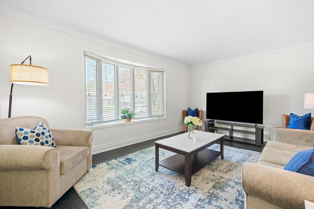 1313 Fisher Avenue photo 7