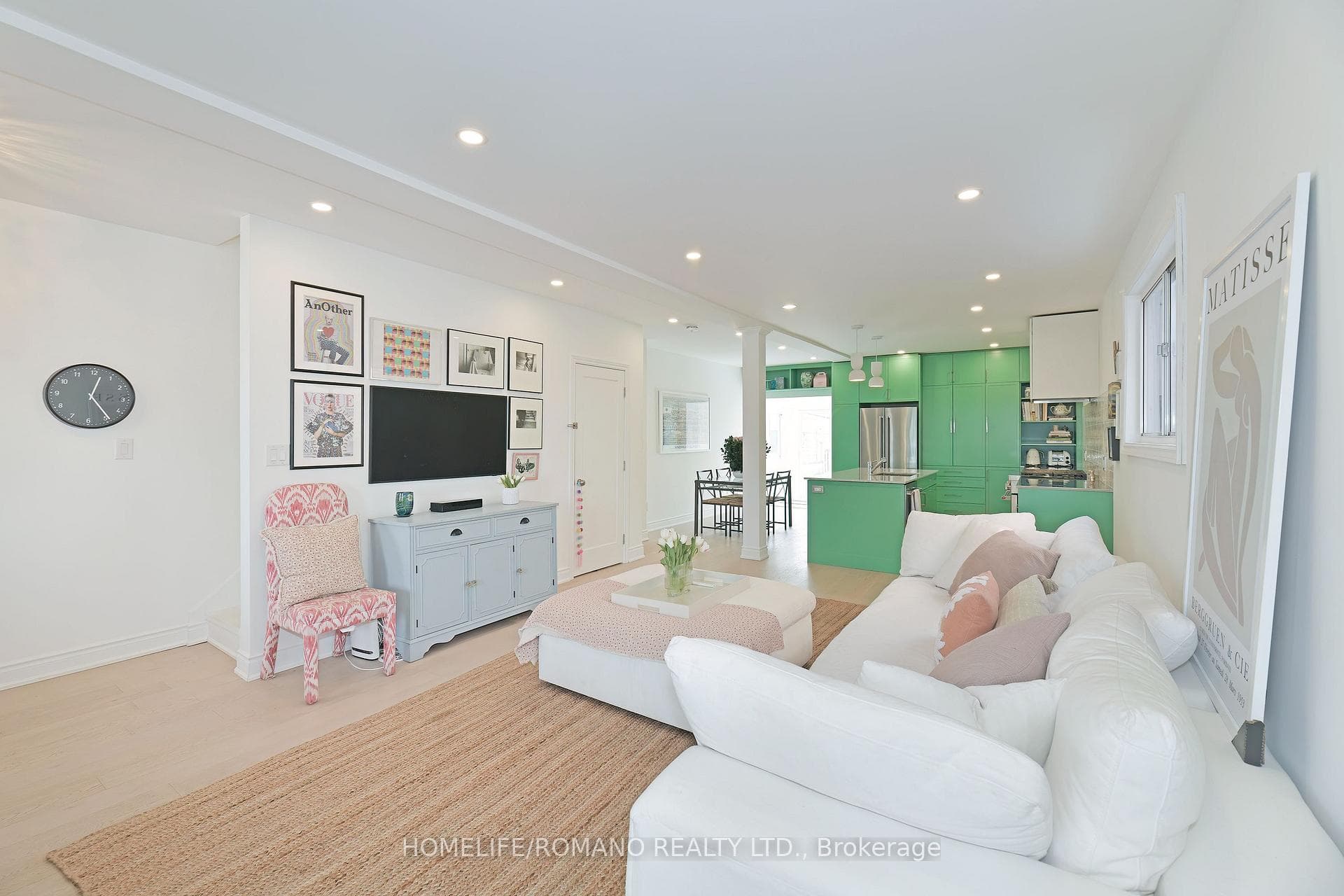 16 Sellers Avenue photo 6