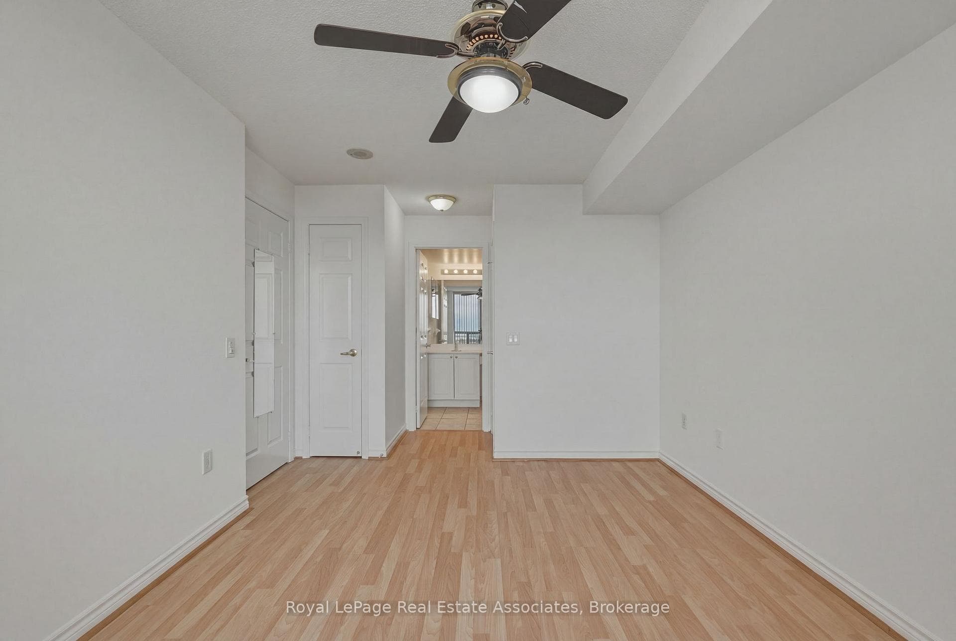 55 Strathaven Drive Unit 1202 photo 20