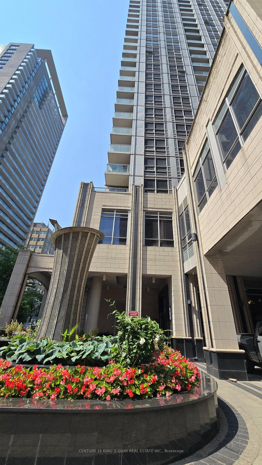 763 Bay Street Unit 2714 photo 2