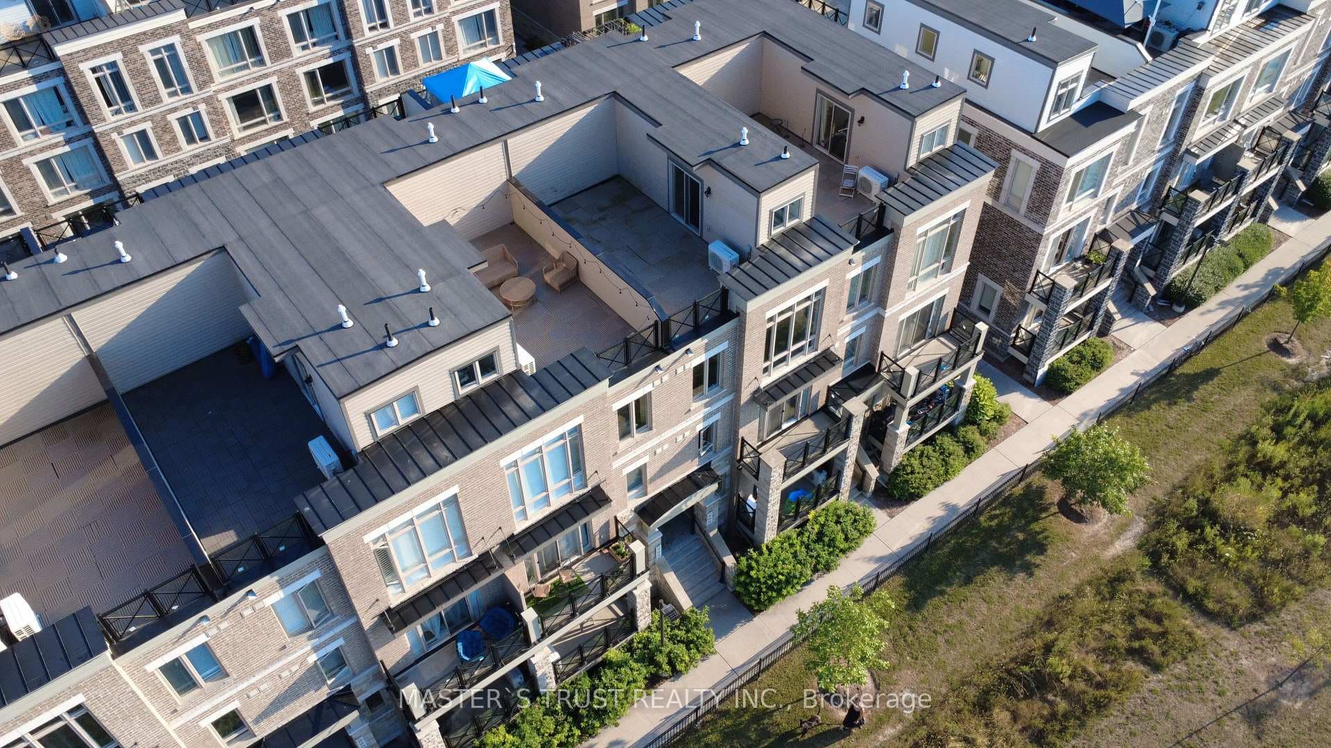 30 Dunsheath Way Unit 507 photo 31