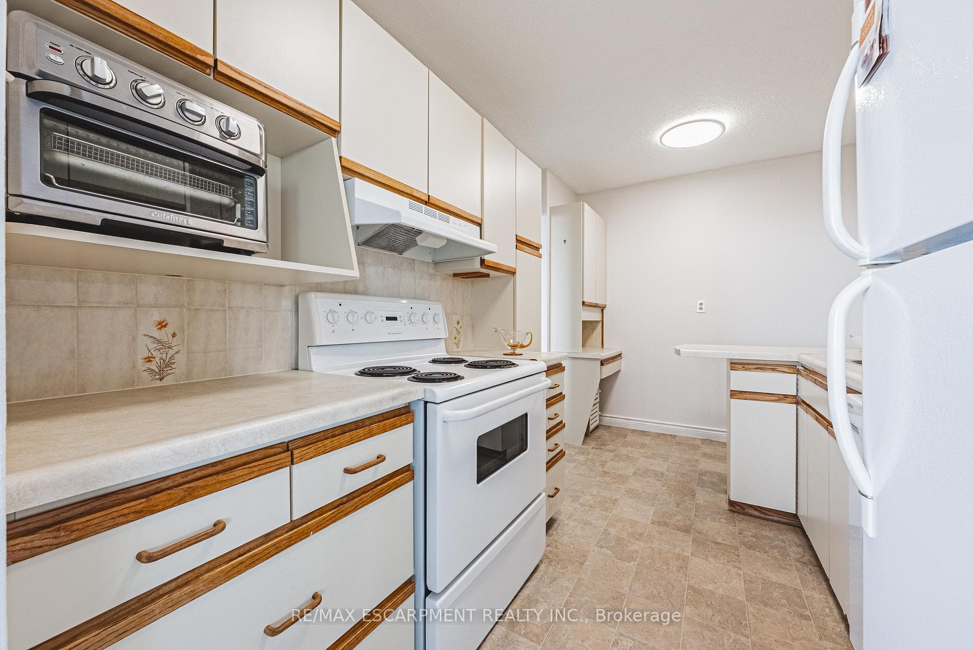 2055 Upper Middle Road Unit 1504 photo 9