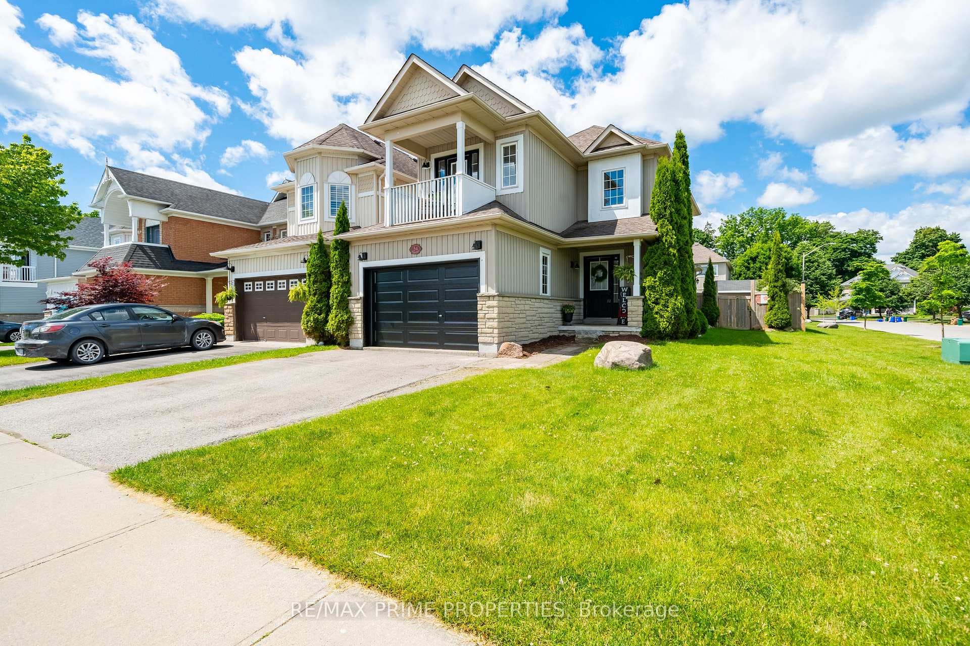 54 Harmer Drive photo 1