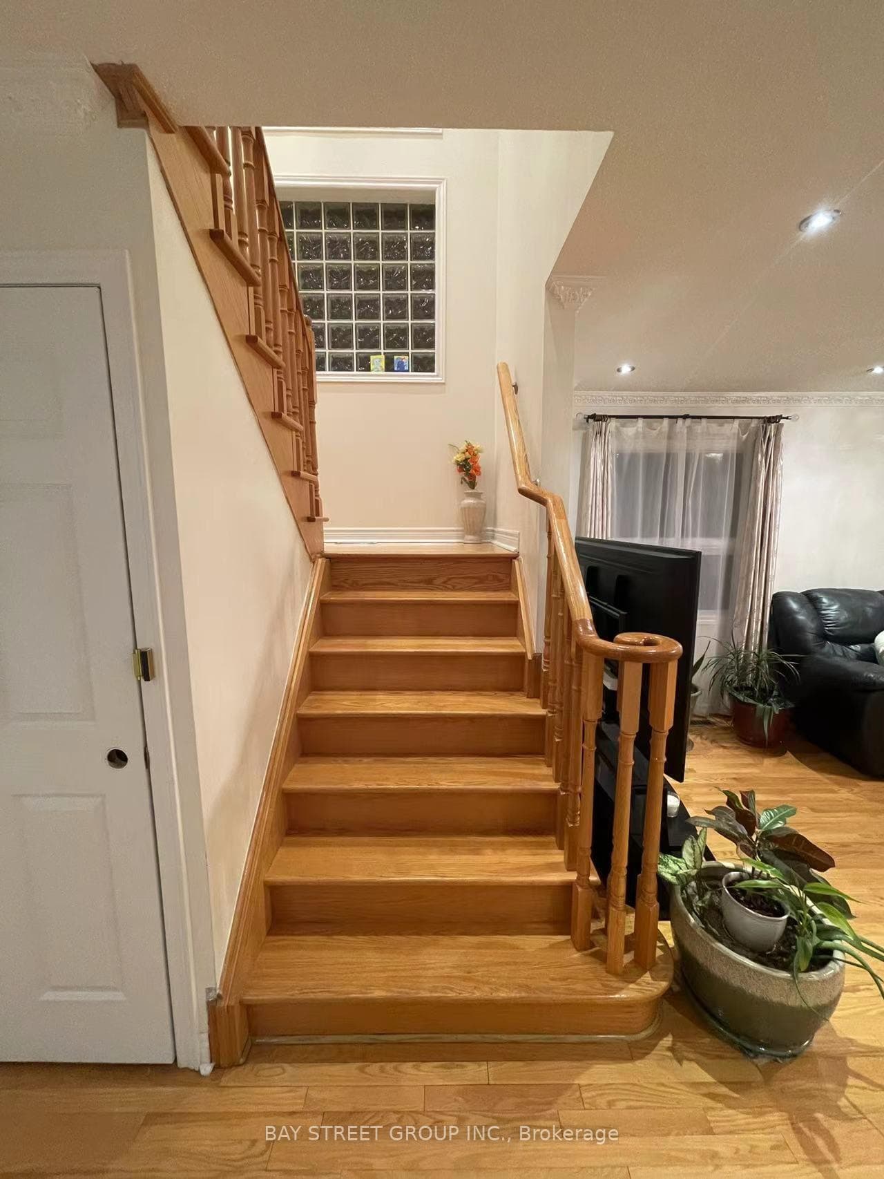 75 Anita Drive photo 10
