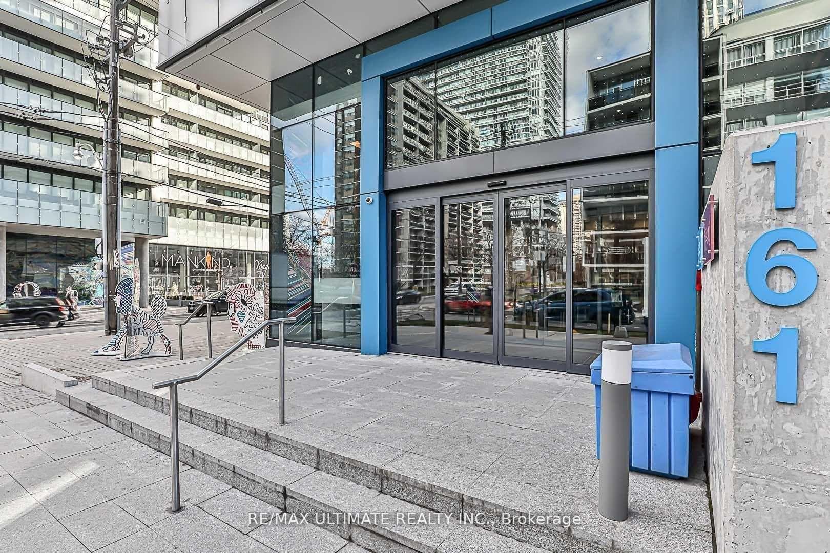 161 Roehampton Avenue Unit 701 photo 29