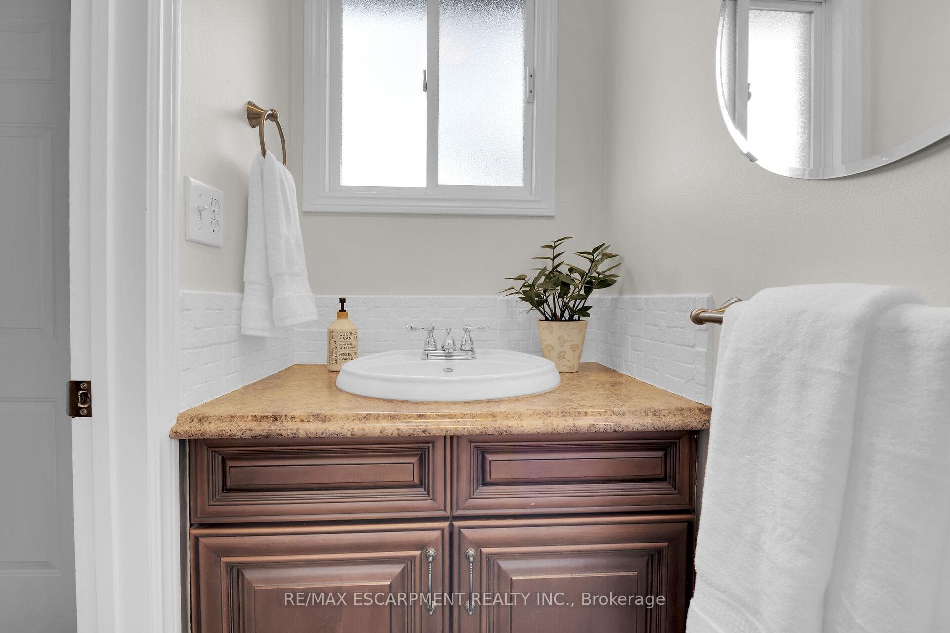 42 Brock Street Unit 14 photo 19