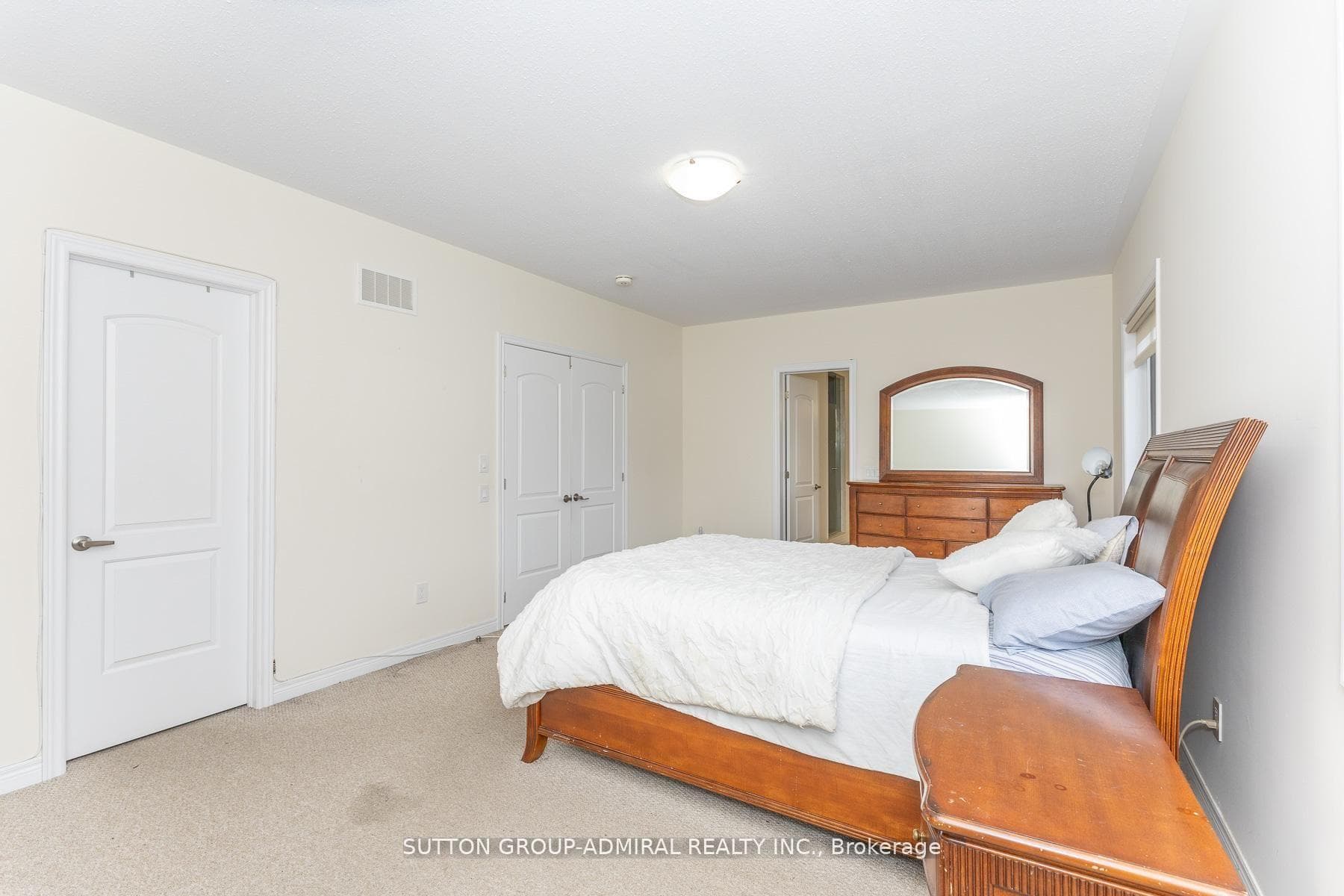 30 Albert Spencer Avenue photo 24