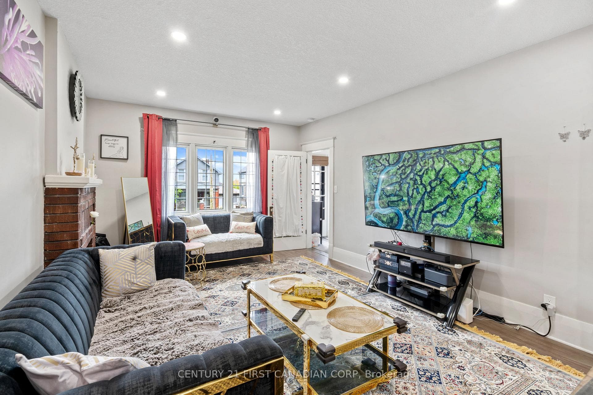 594 Highbury Avenue photo 7
