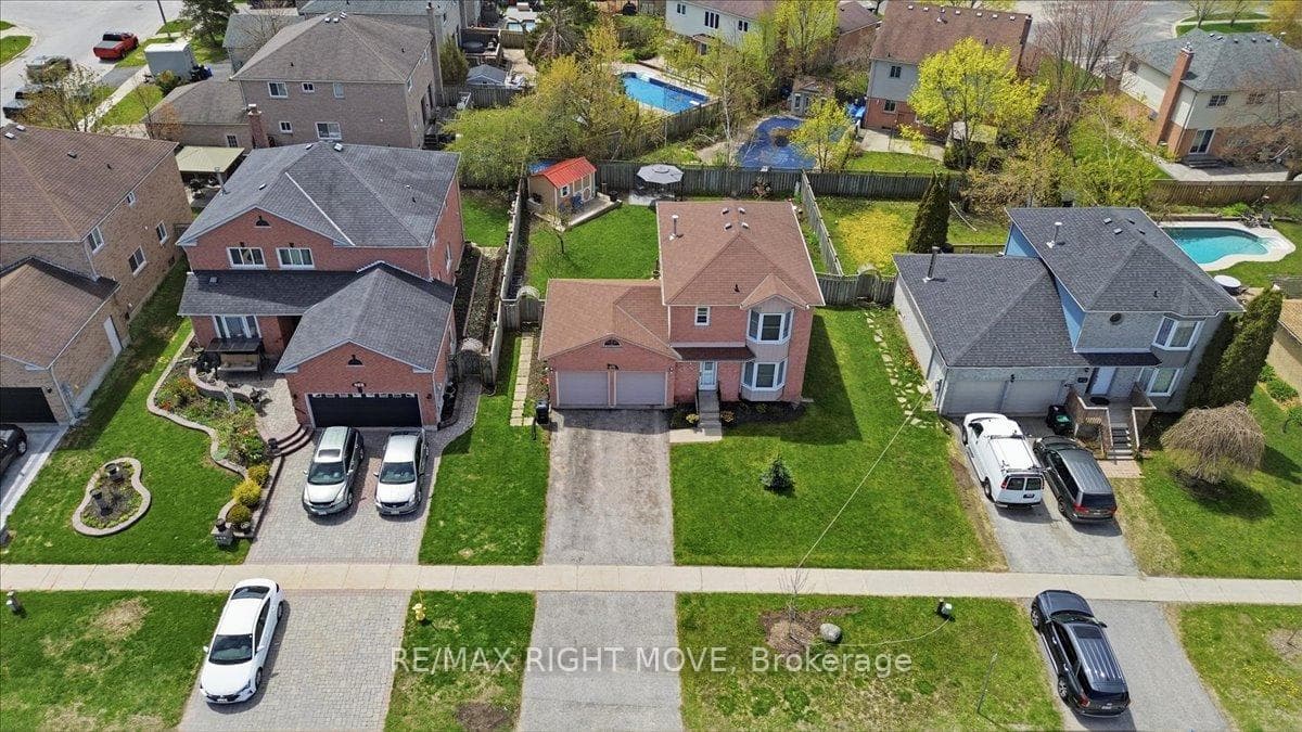 470 st vincent Street photo 11