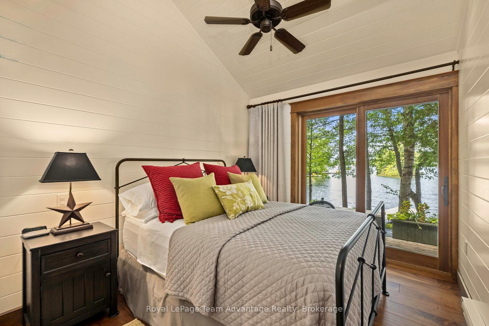 Primary bedroom w/walkout