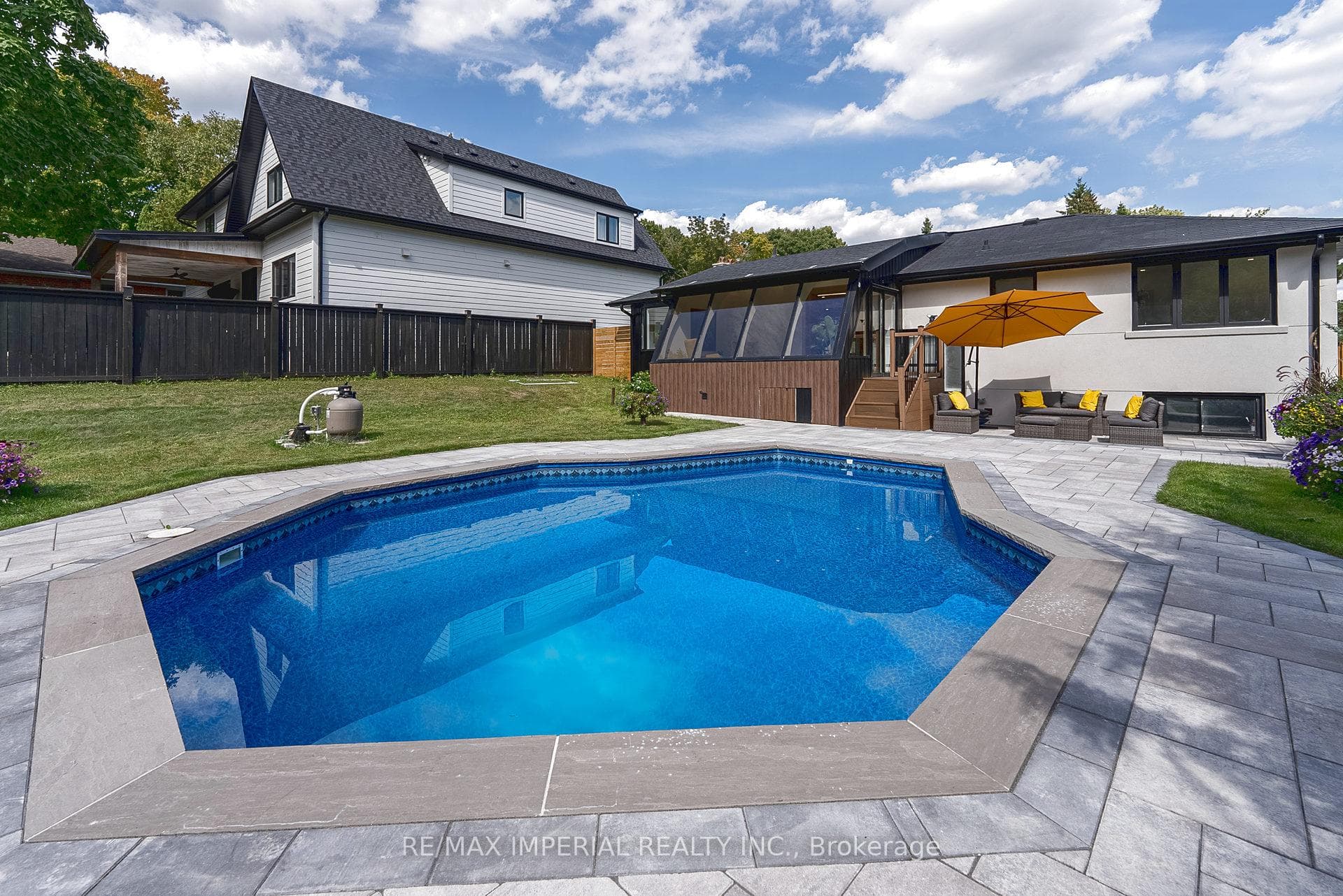 206 Richard Avenue photo 39