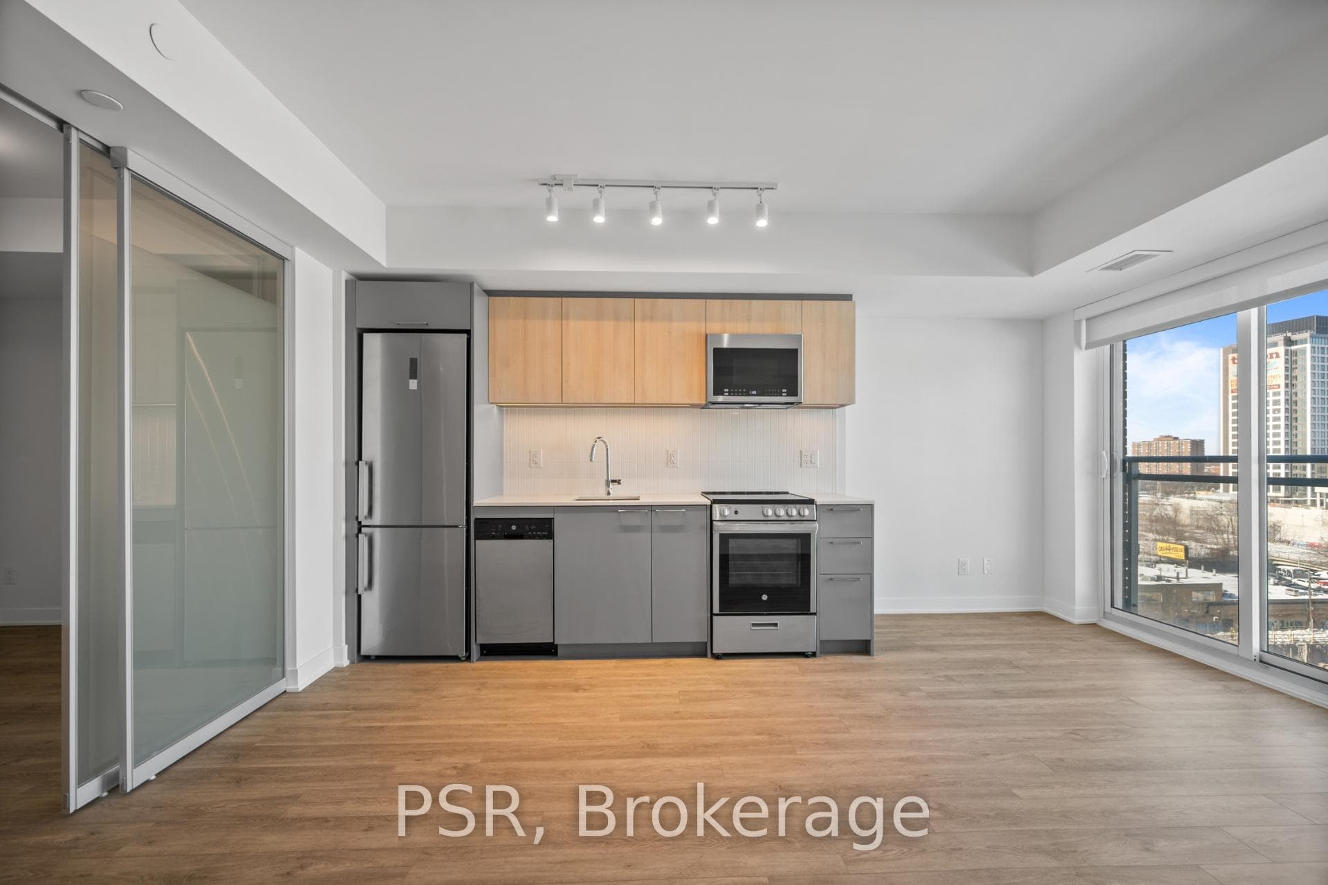 299 Campbell Avenue Unit 1007 photo 3