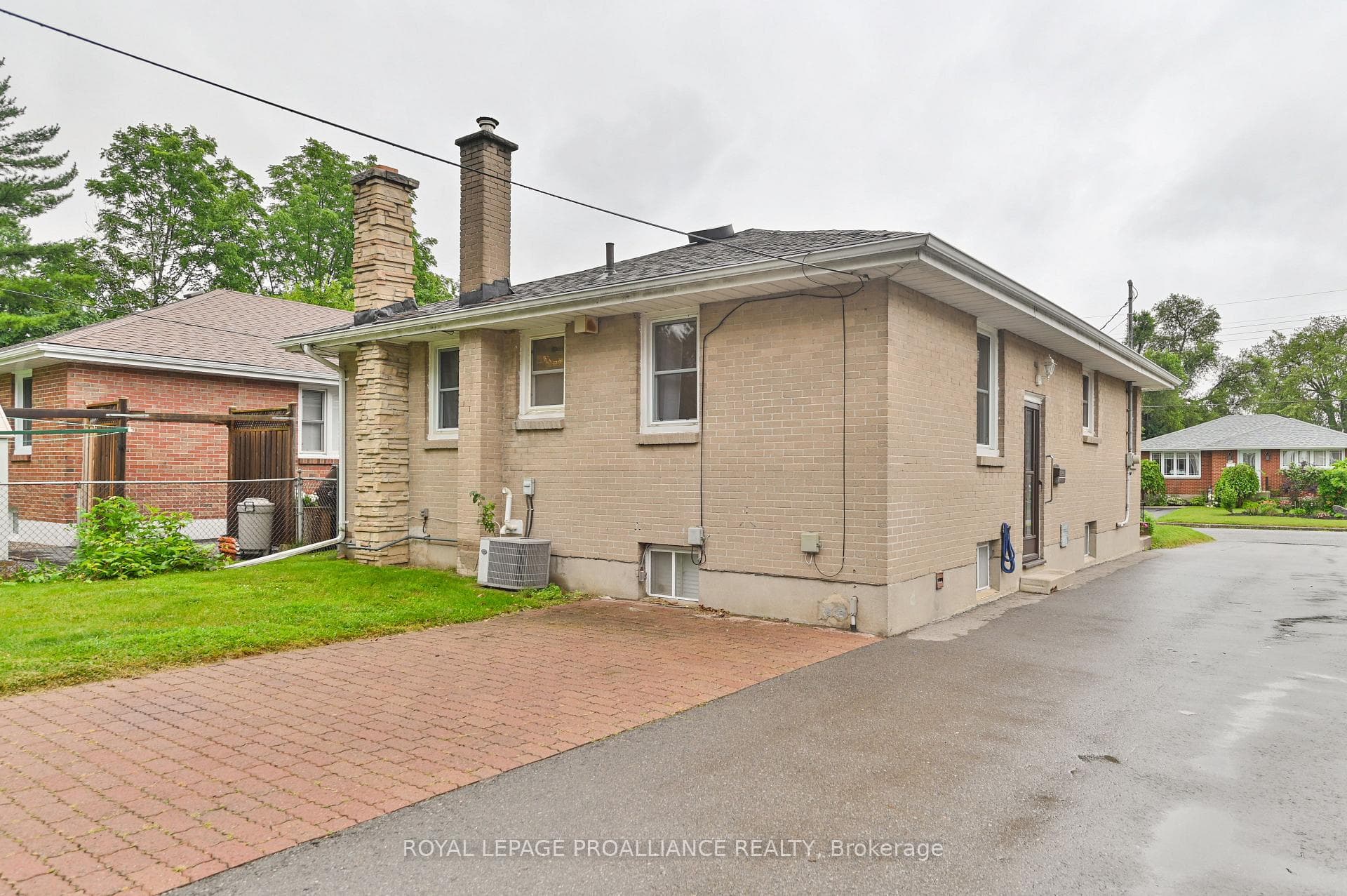 84 Crestview Avenue photo 33