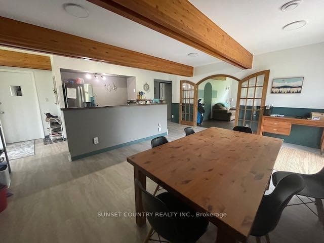 11 Schmidt Crescent photo 17