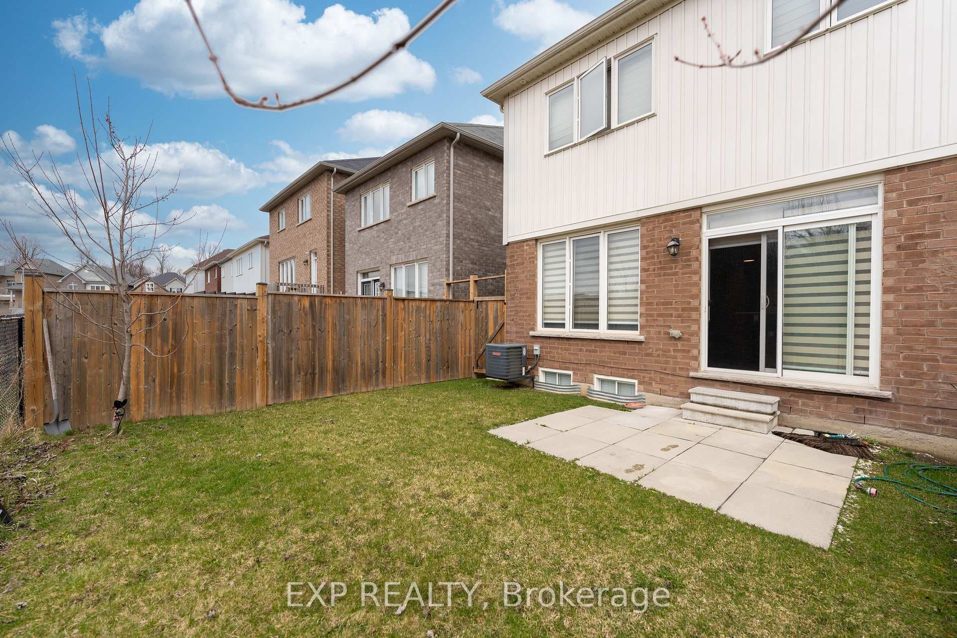 7741 Shadbush Lane photo 37