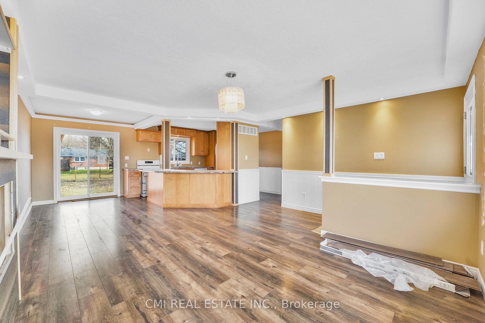 886 York Avenue photo 10