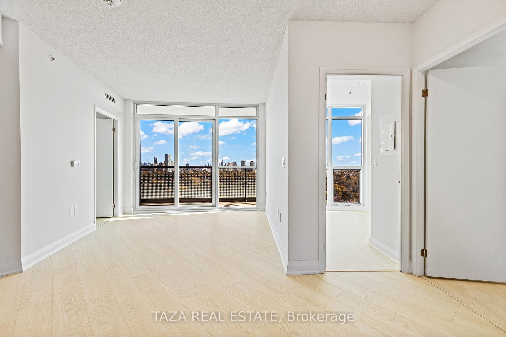30 Gibbs Road Unit 2007 photo 10