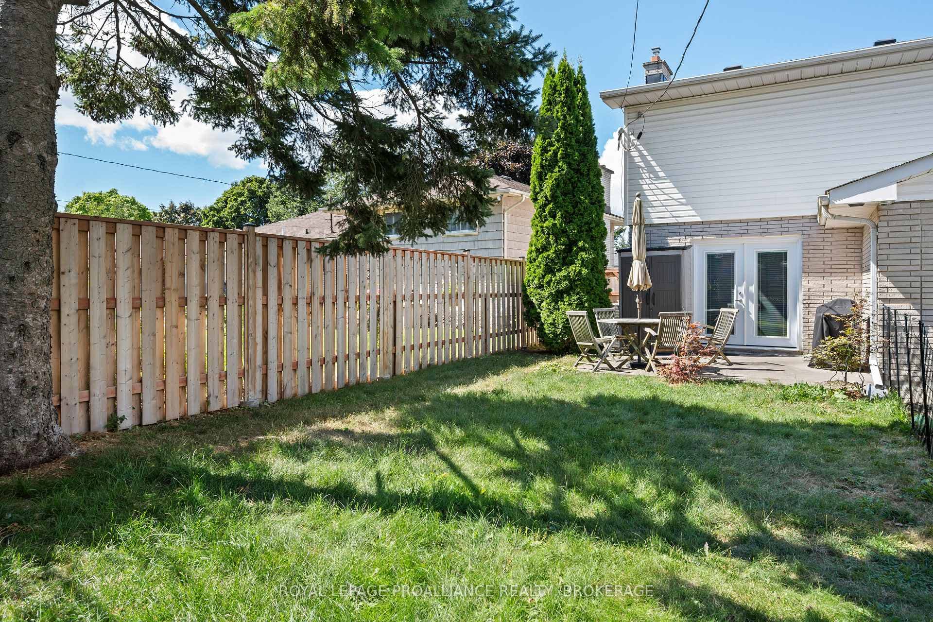 228 Robert Wallace Drive photo 5