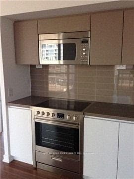75 Queens Wharf Road Unit 212 photo 5