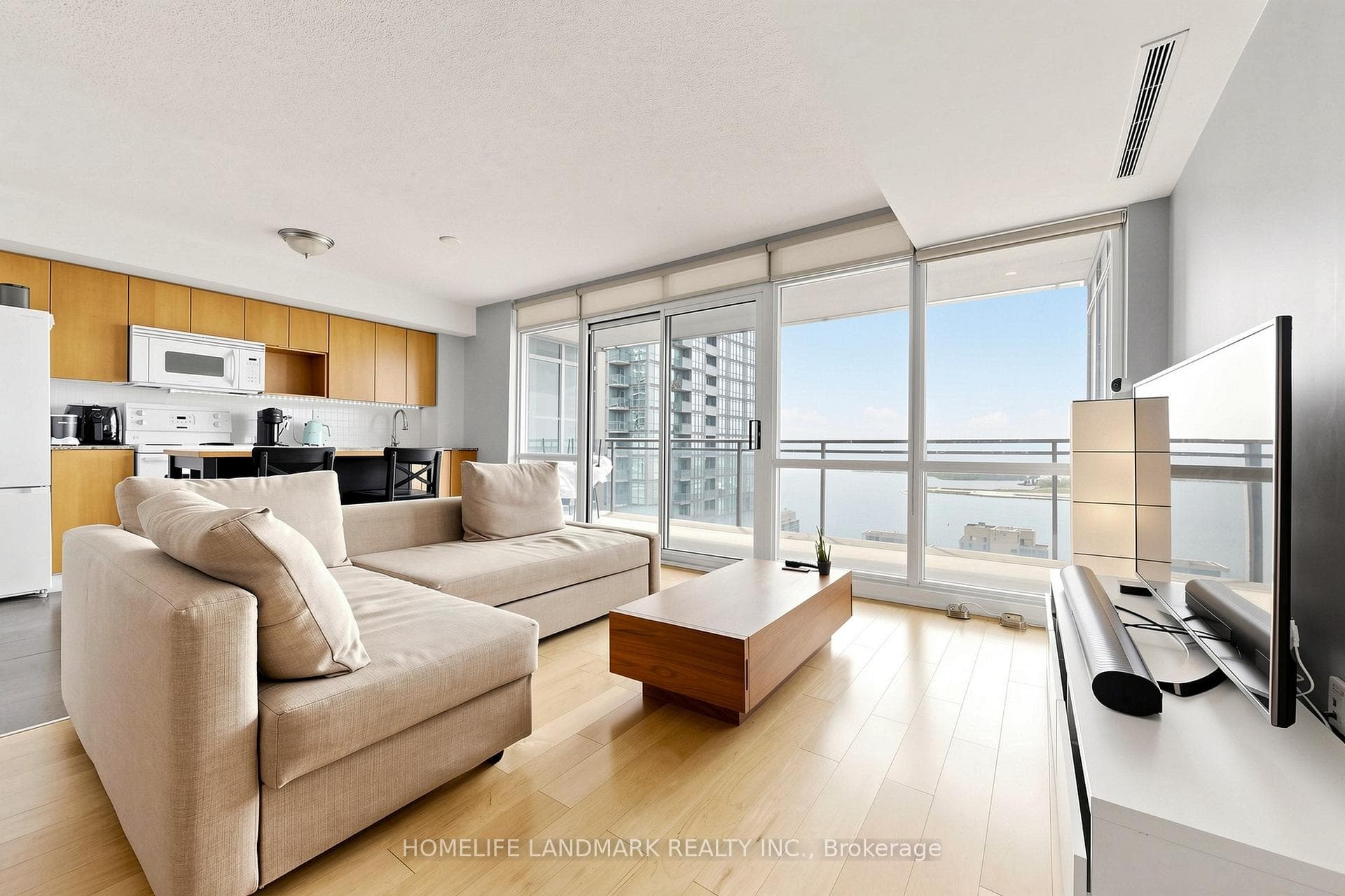15 Fort York Boulevard Unit 2811 photo 7