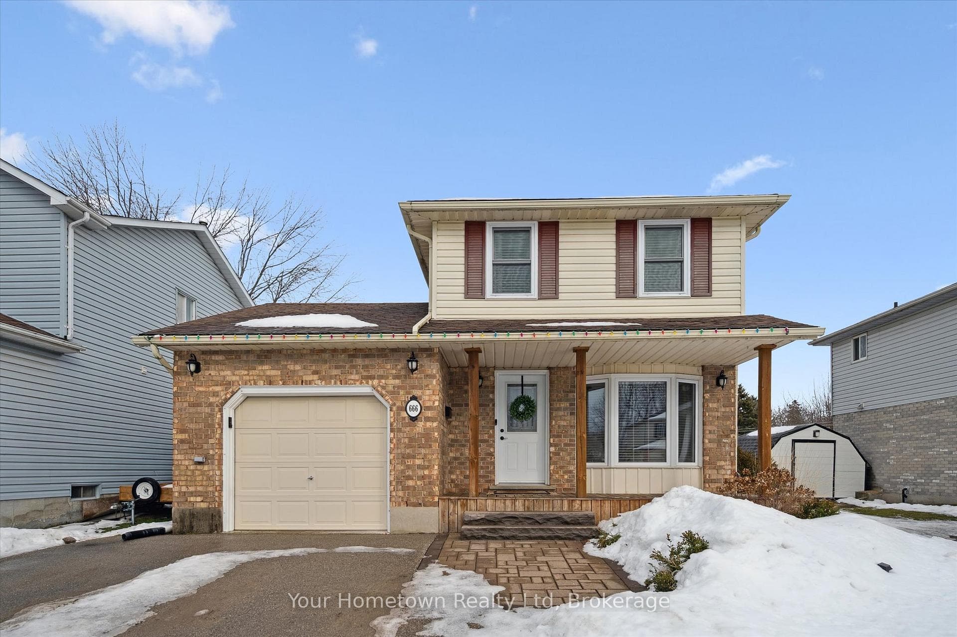 666 Holman Crescent photo 1