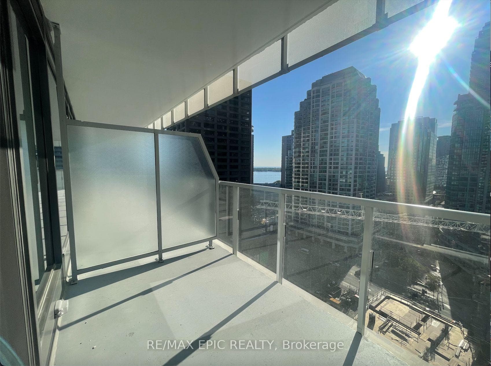 28 Freeland Street Unit 1503 photo 17