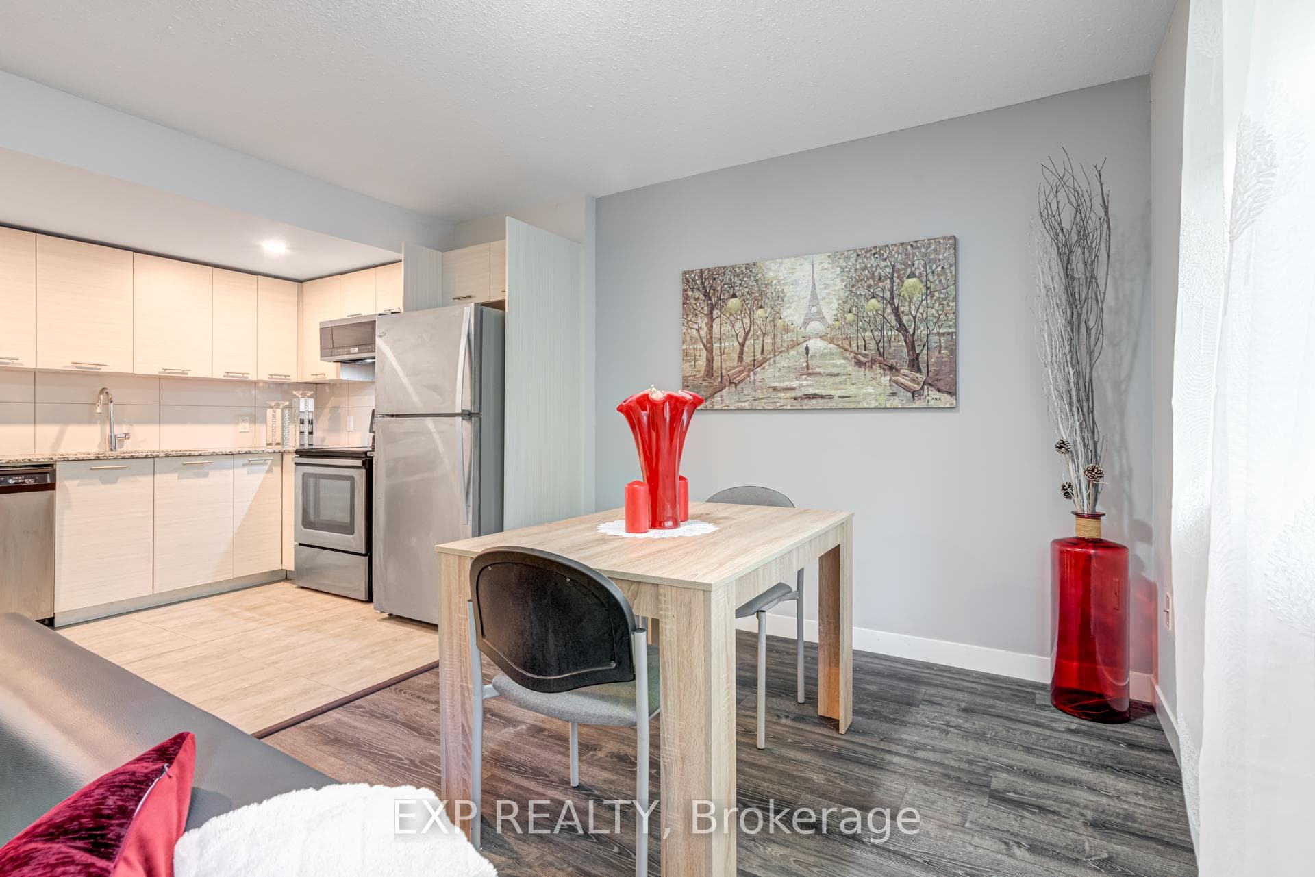 288 Albert Street Unit 106 photo 18