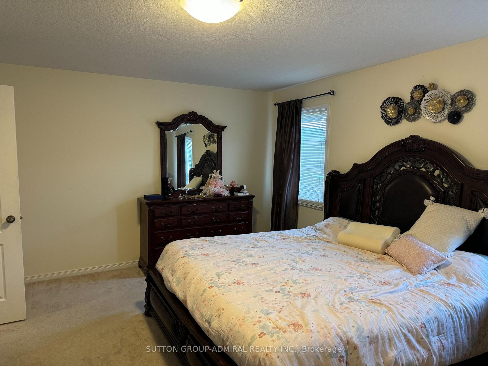 129 Whitwell Way photo 14