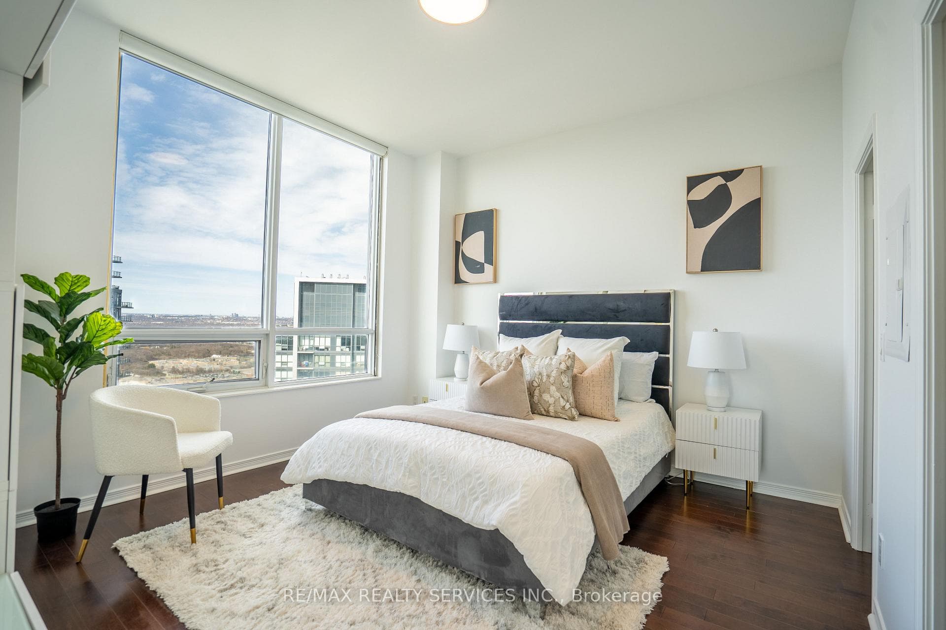 2230 Lake Shore Boulevard Unit PH 02 photo 17
