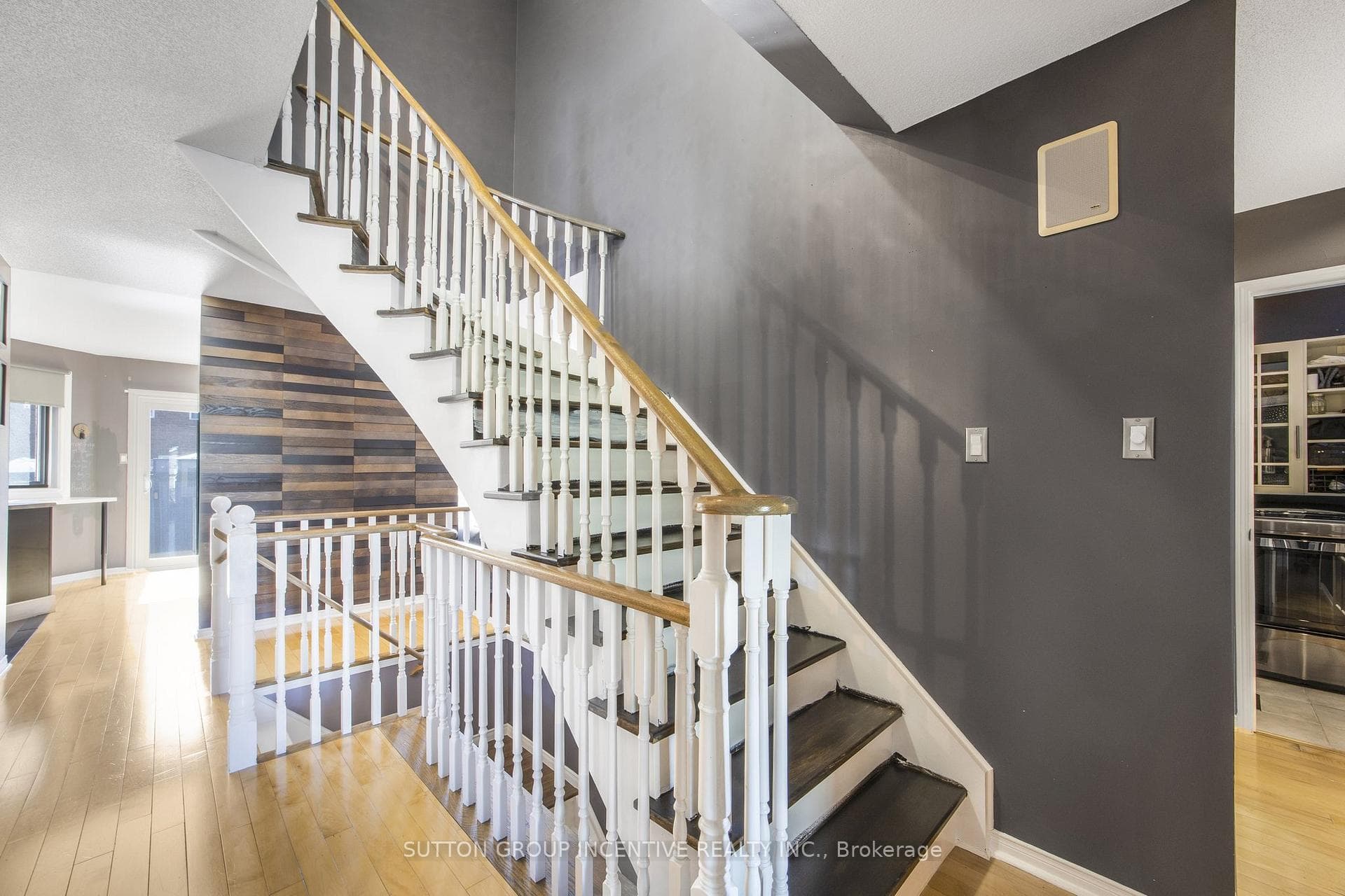 267 Johnson Street photo 9