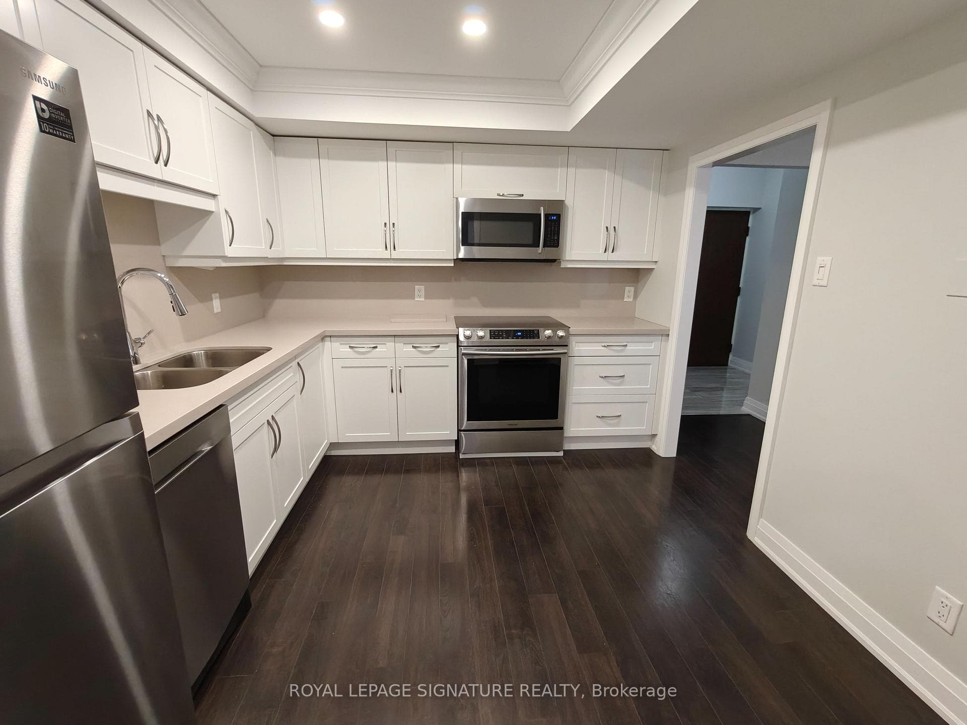 55 Harbour Square Unit 512 photo 18