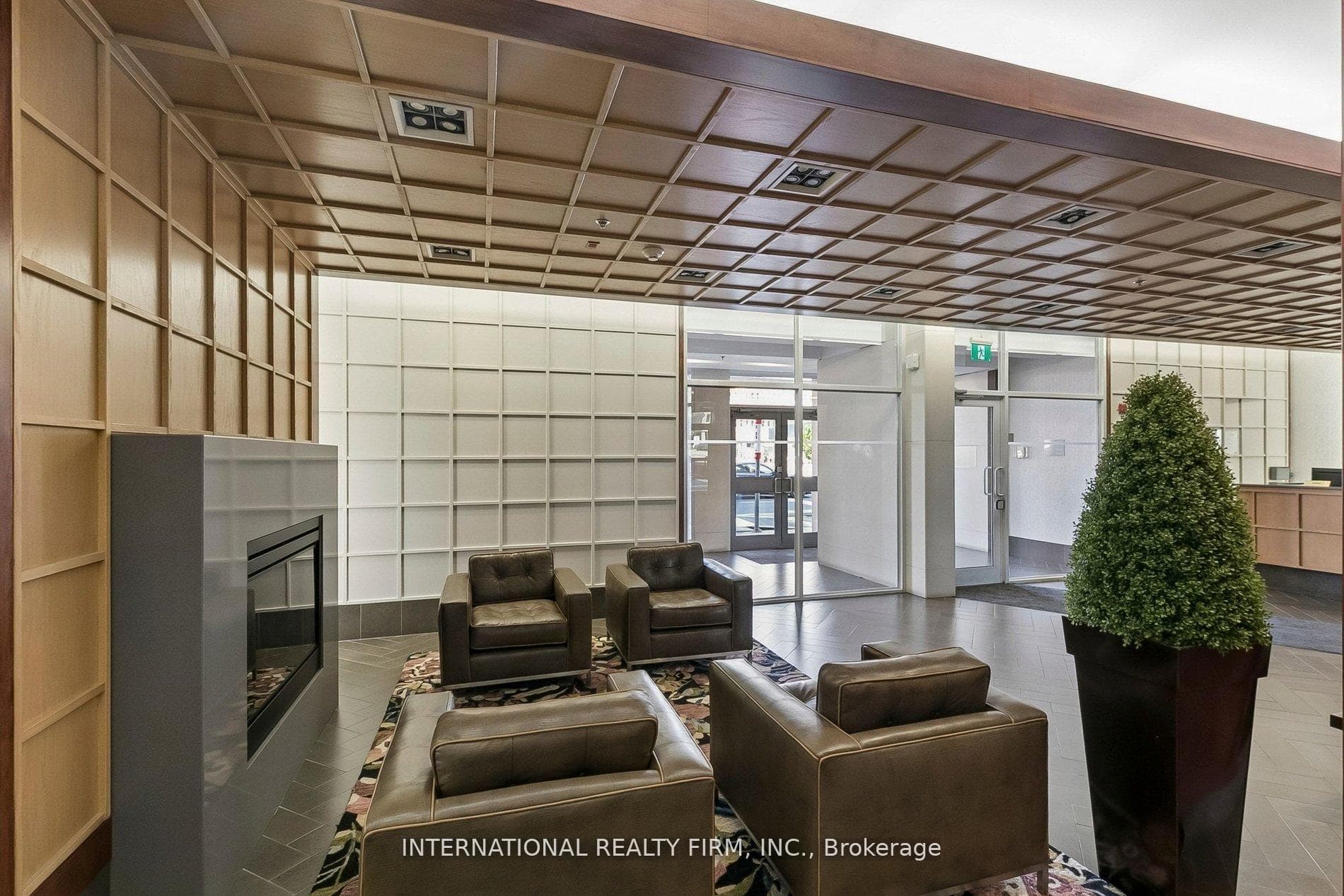 3391 Bloor Street Unit 1011 photo 2