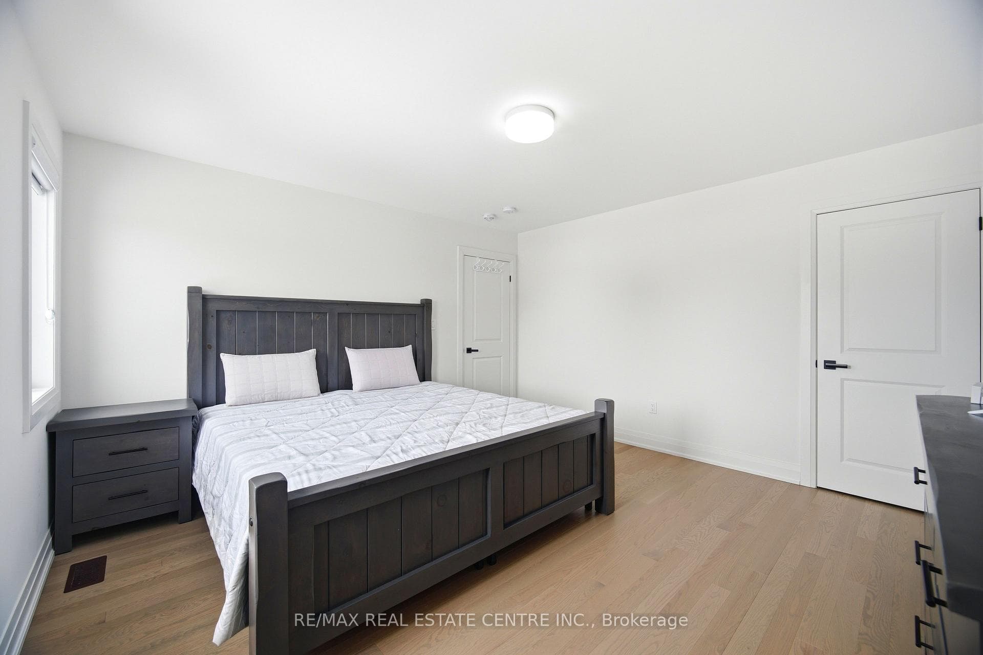 112 Bluebird Boulevard photo 35