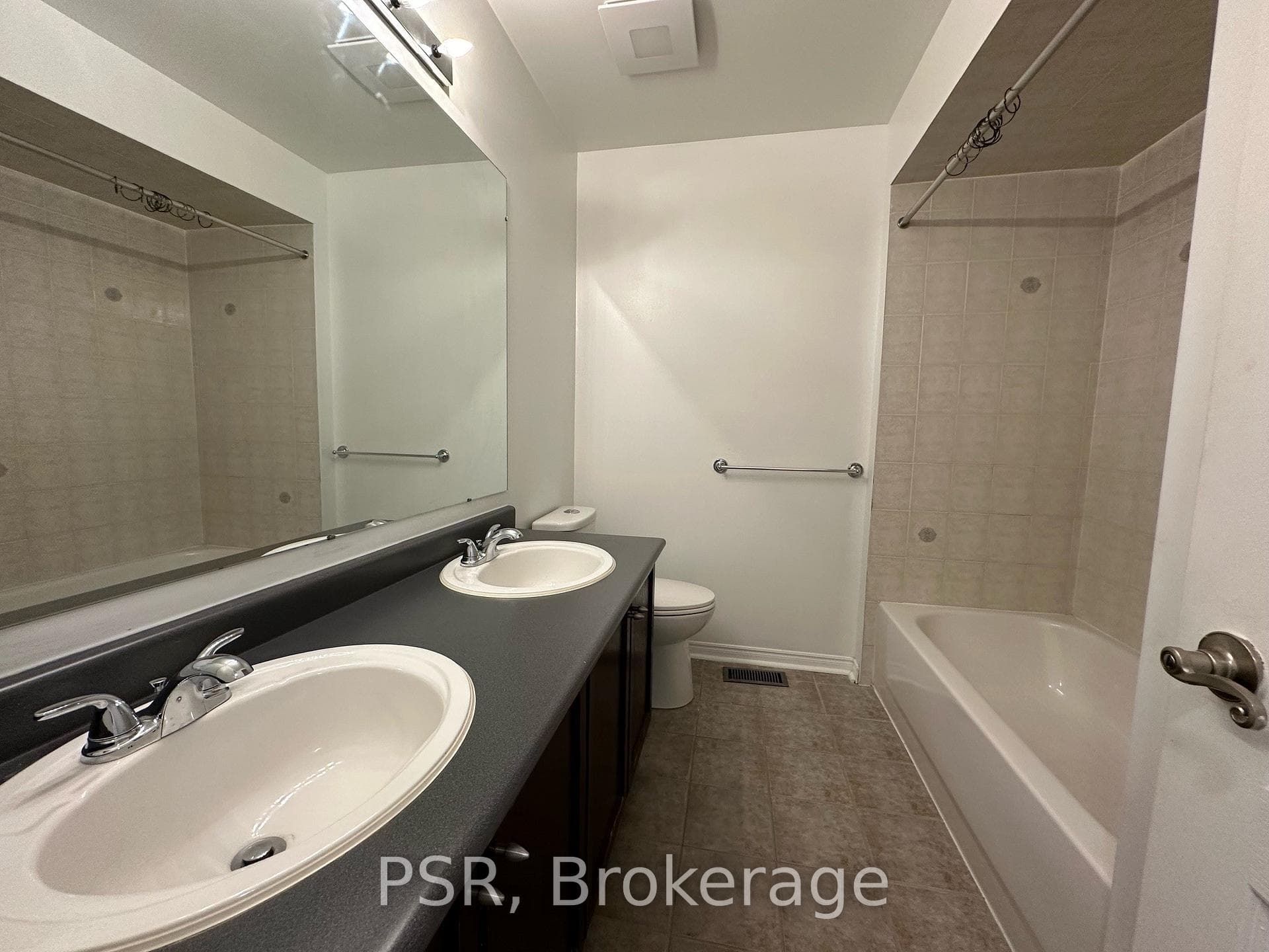 5510 Red Brush Drive photo 14