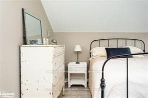435 Napier Street Unit A photo 9