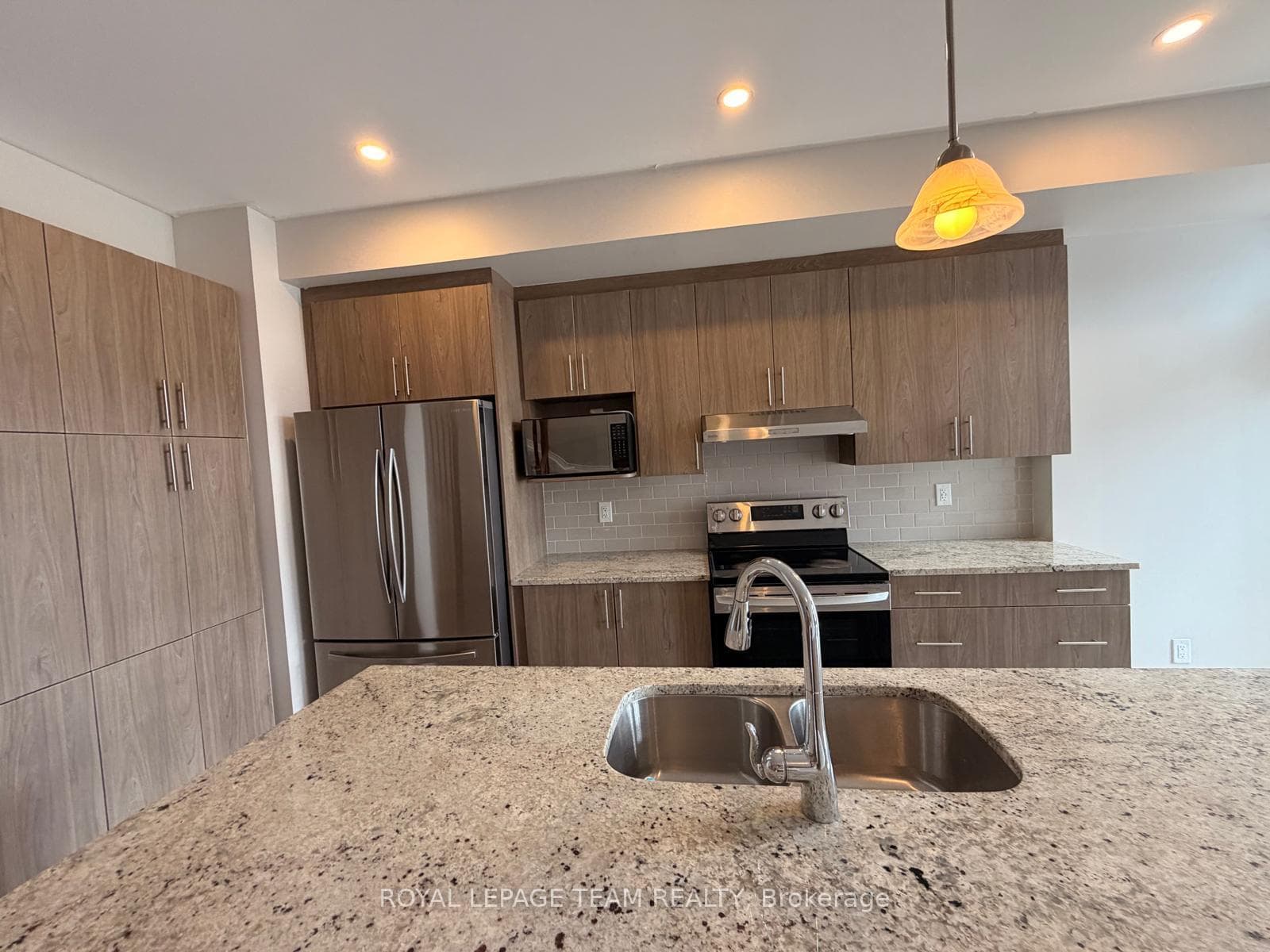 343 GRACKLE Street photo 14