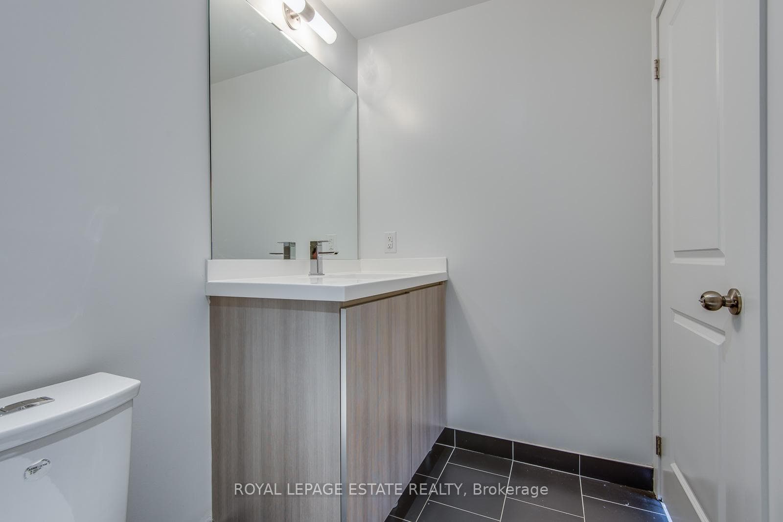 105 George Street Unit 1215 photo 23