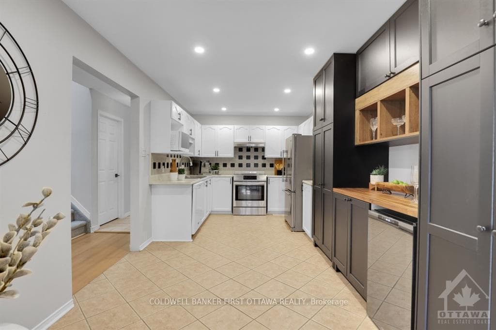 11 LOMBARDO Drive photo 10